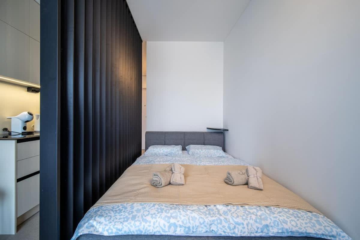 Pohodlný apartmán - pri centre s balkónom