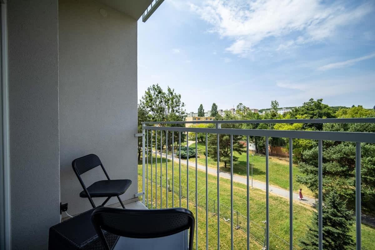 Pohodlný apartmán - pri centre s balkónom