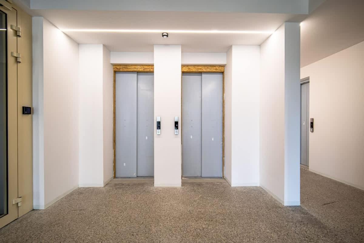 Pohodlný apartmán - pri centre s balkónom