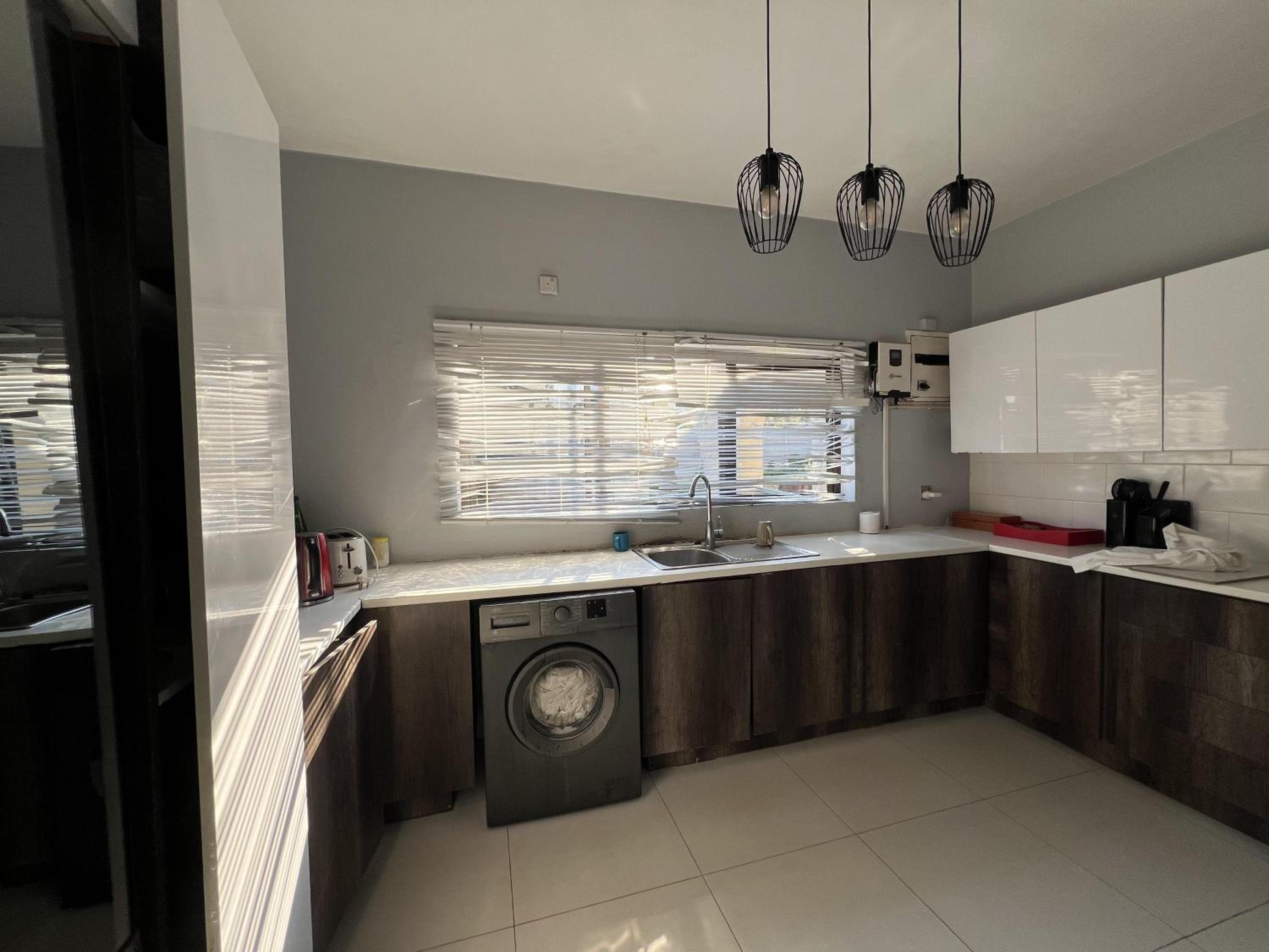 Mutare Manor : Single Room - 2308
