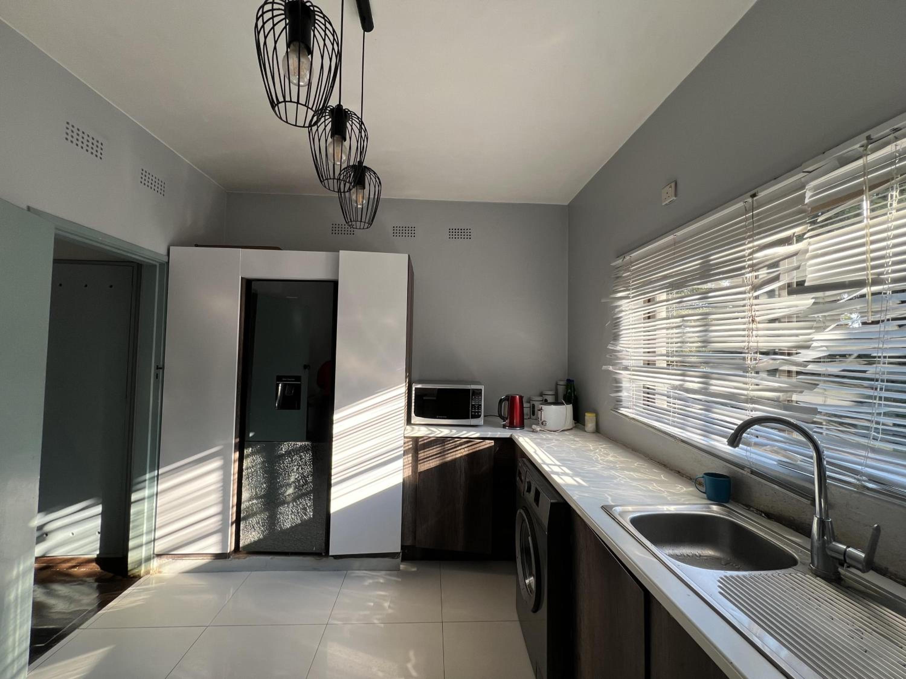 Mutare Manor : Single Room - 2308