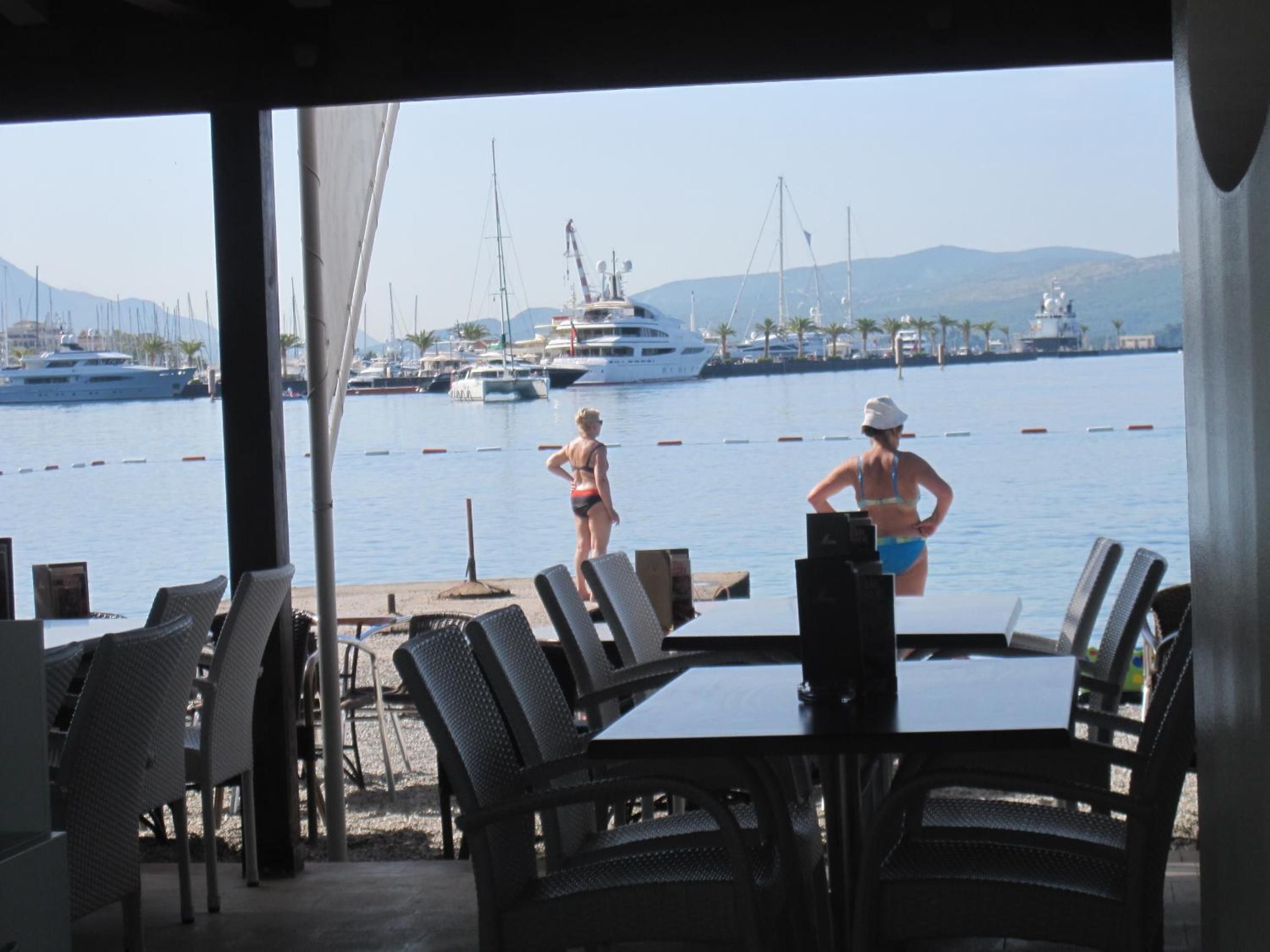 Apartments Delfin