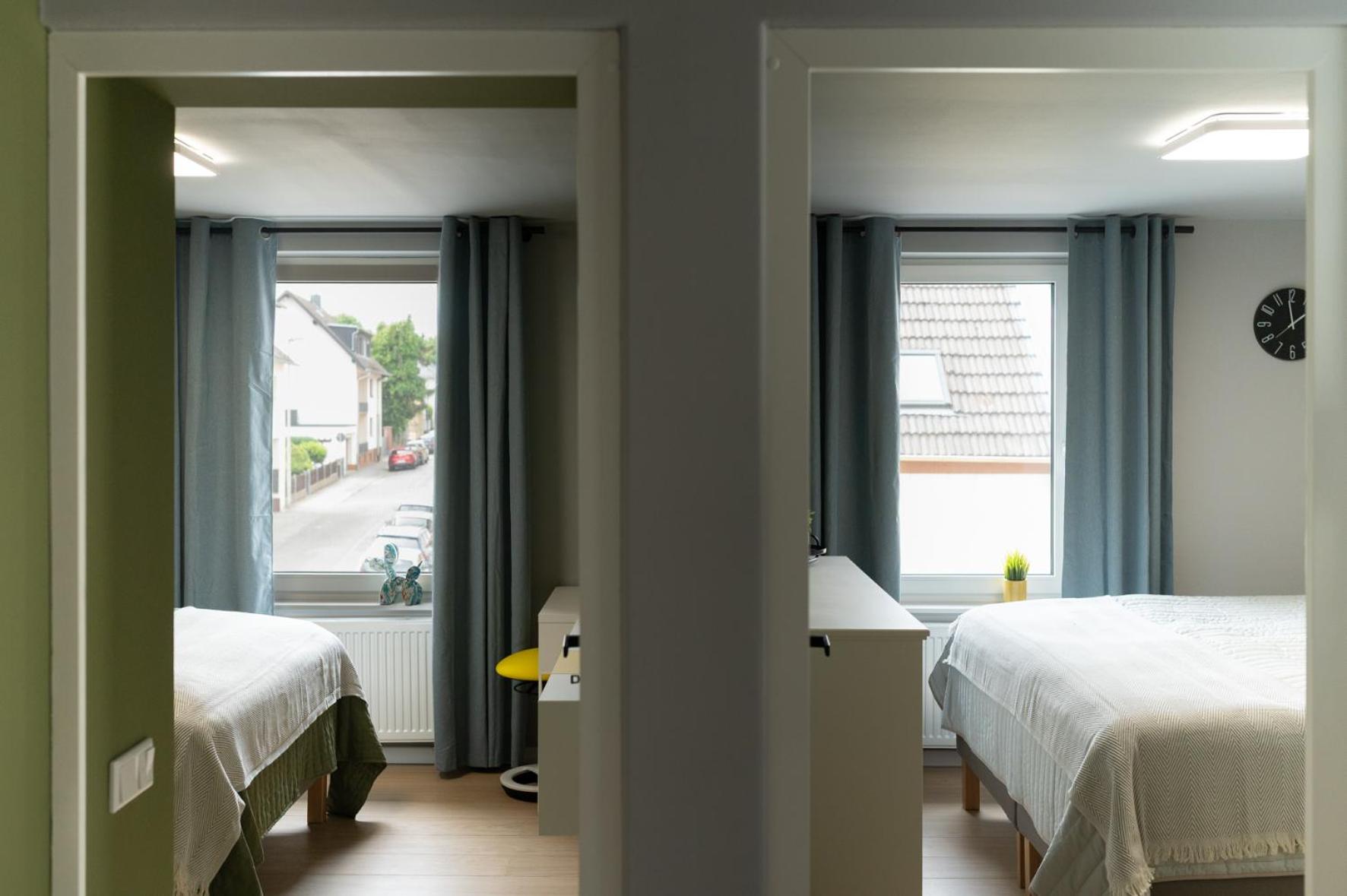 HOUSE 756 MAINZ - DESIGN-FERIENHAUS, 4 Schlafzimmer, 3 Bäder, SAUNA & Kamin
