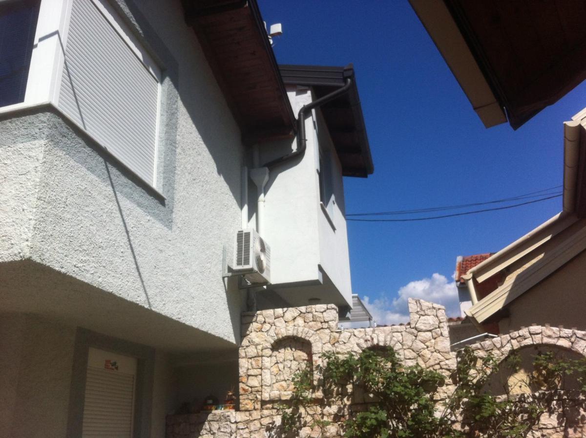Elite Guest House