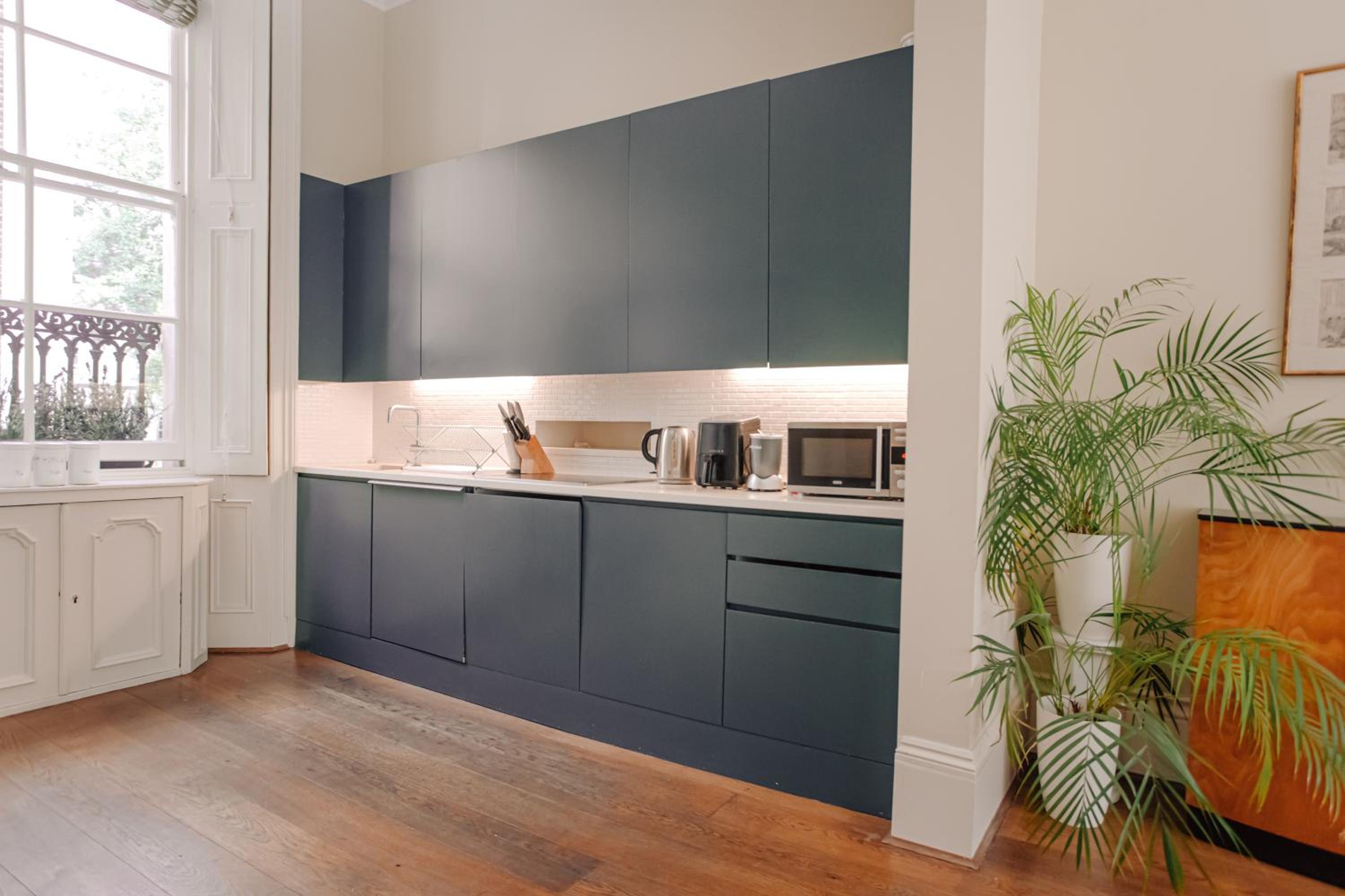 3-Bedroom Maisonette with Large Double Living Room