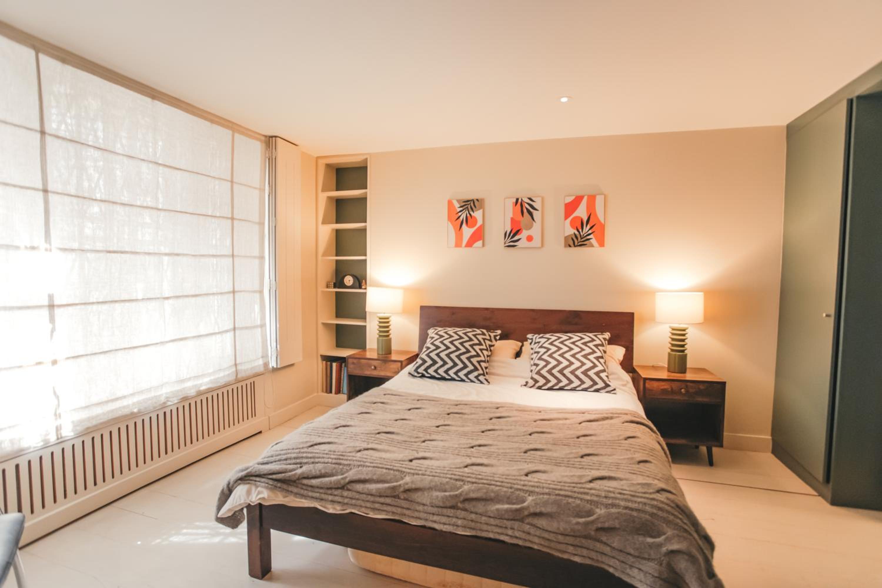 3-Bedroom Maisonette with Large Double Living Room