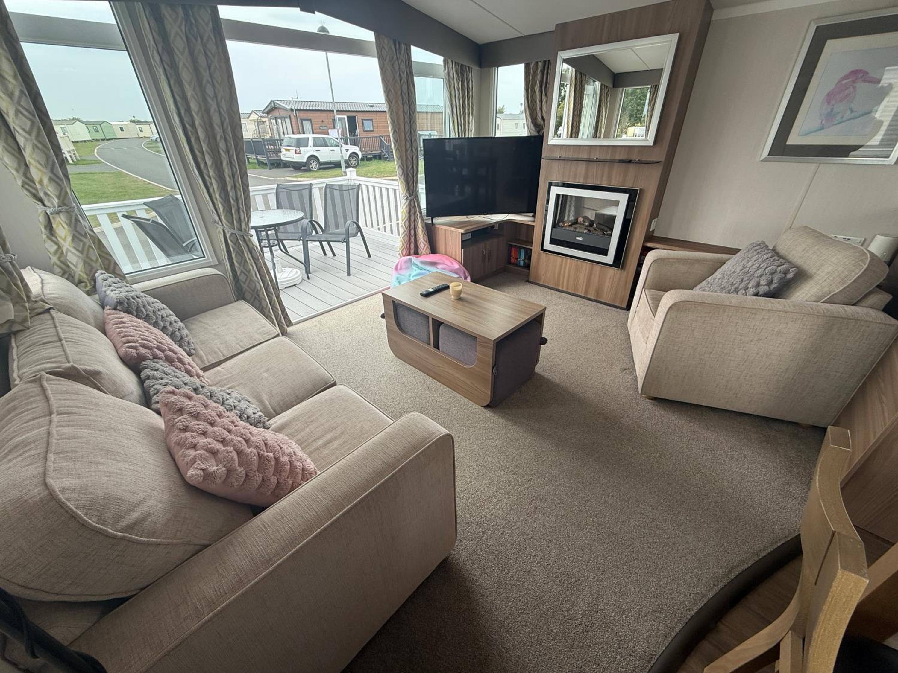 Affordable and Luxurious at Tattershall Lakes
