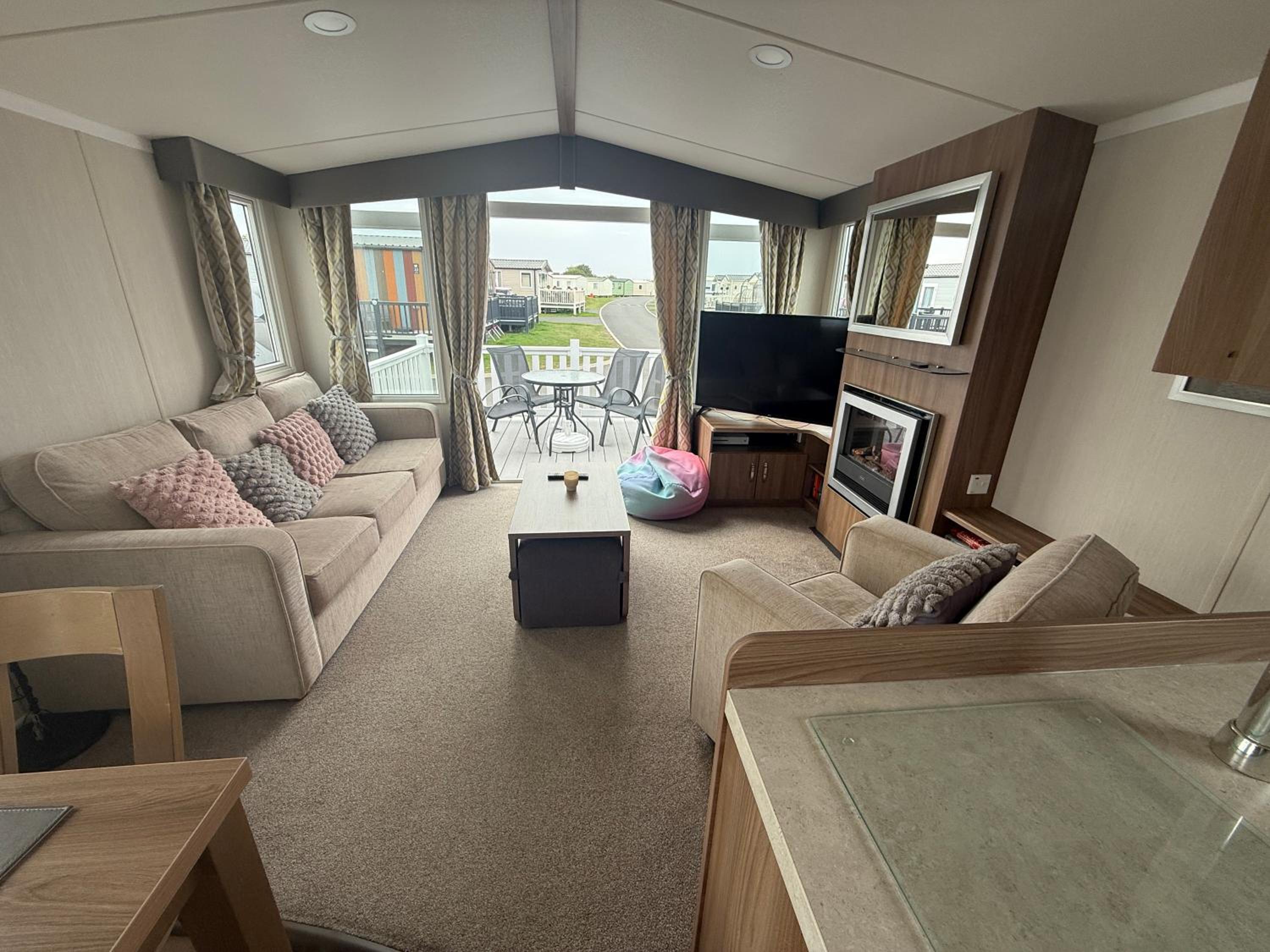 Affordable and Luxurious at Tattershall Lakes
