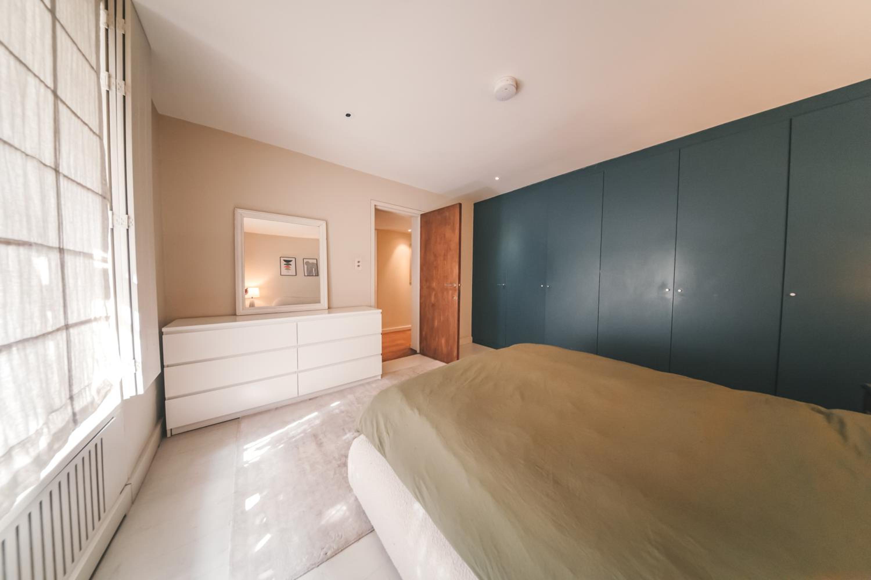3-Bedroom Maisonette with Large Double Living Room