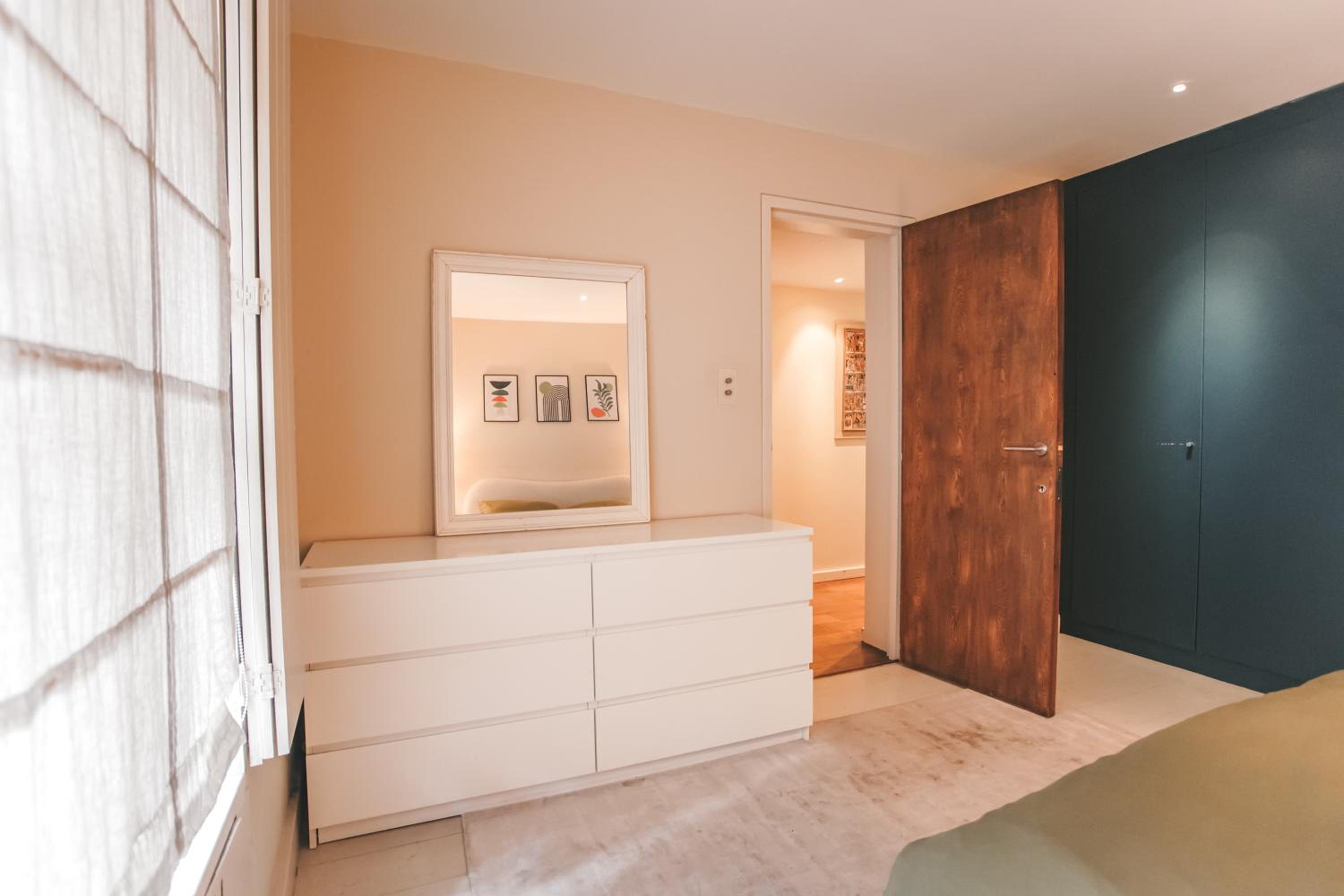 3-Bedroom Maisonette with Large Double Living Room