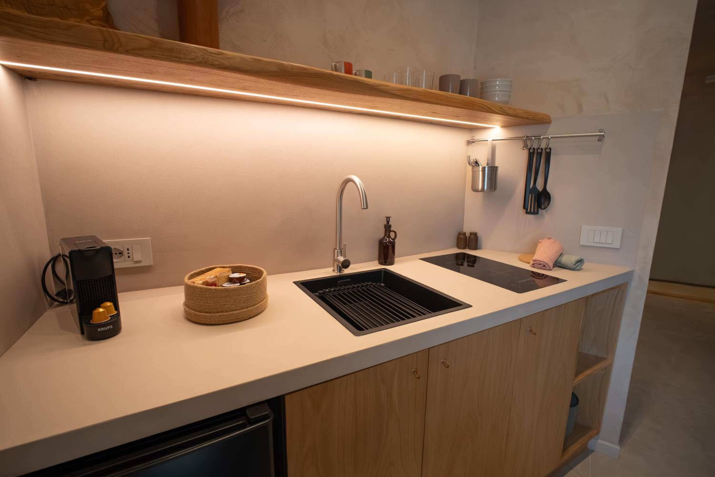 Essenza Boutique Apartments