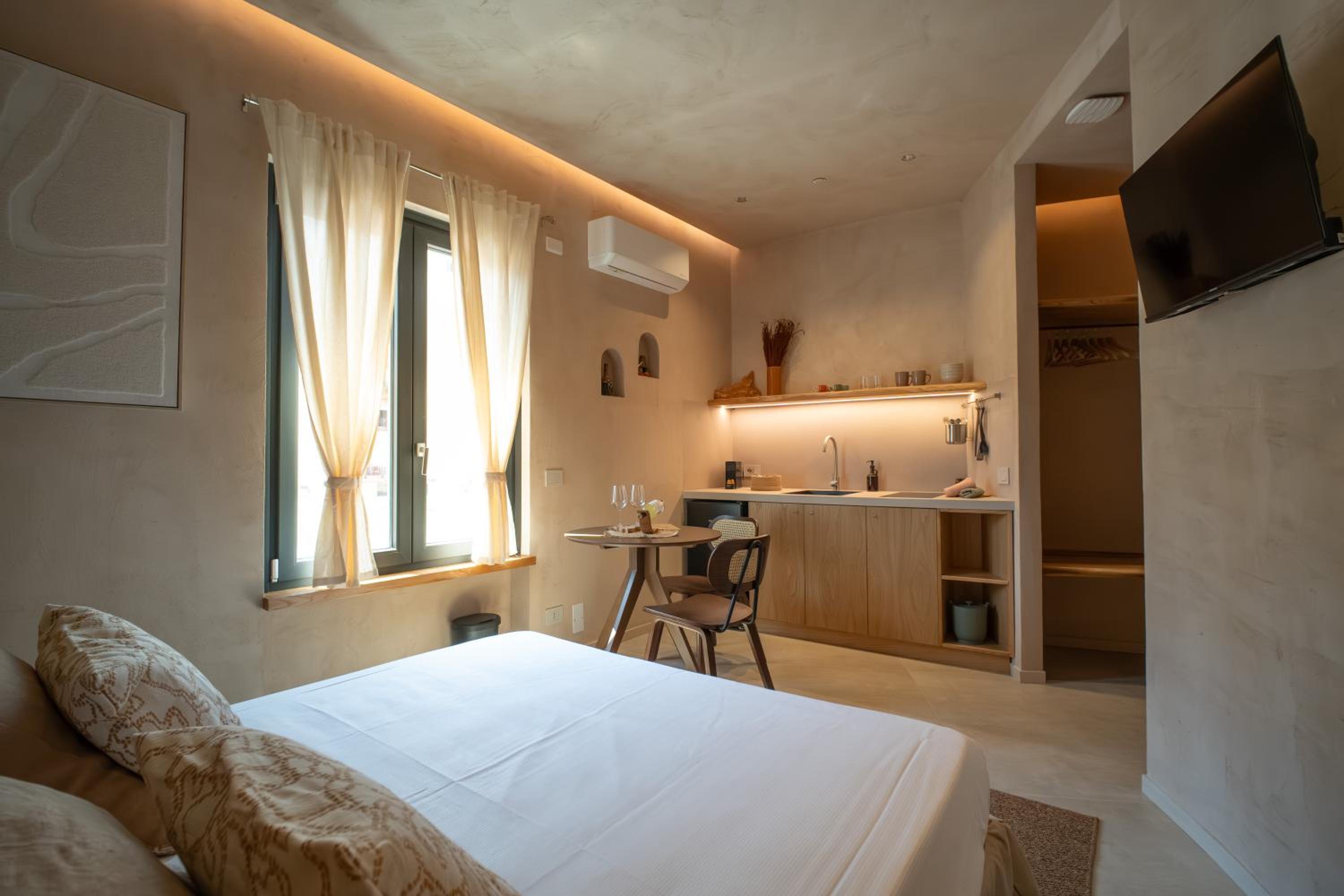 Essenza Boutique Apartments