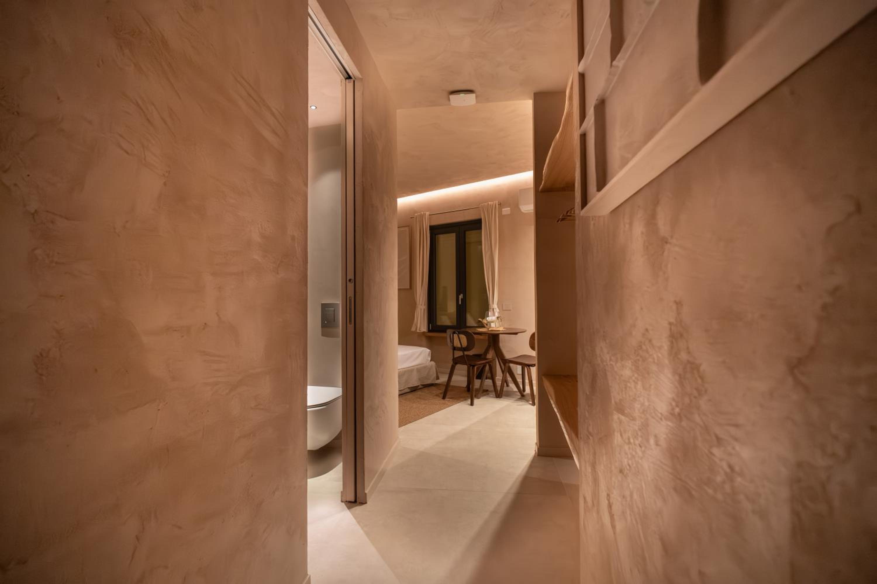 Essenza Boutique Apartments