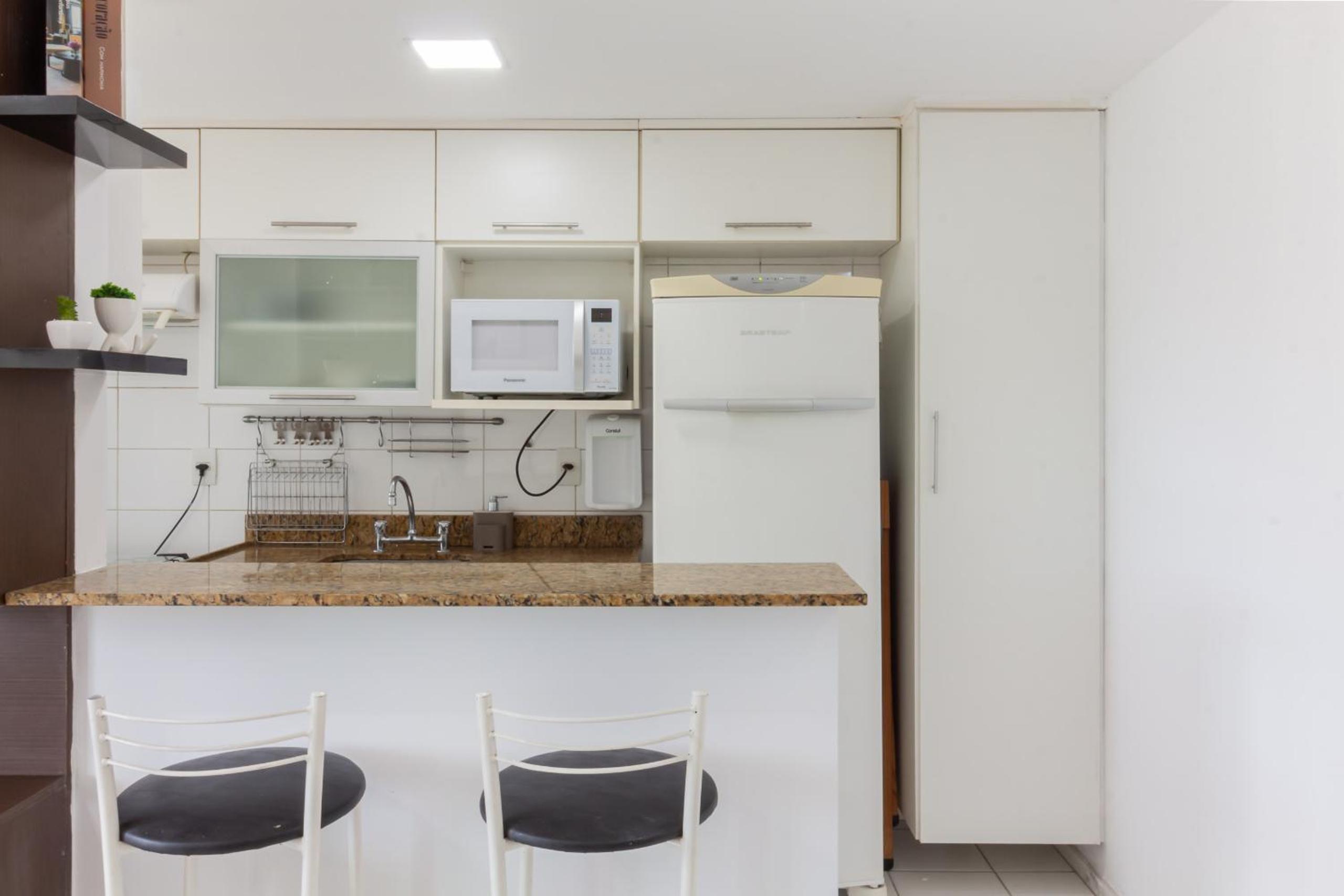 Apartamento com varanda no Recreio - SA907
