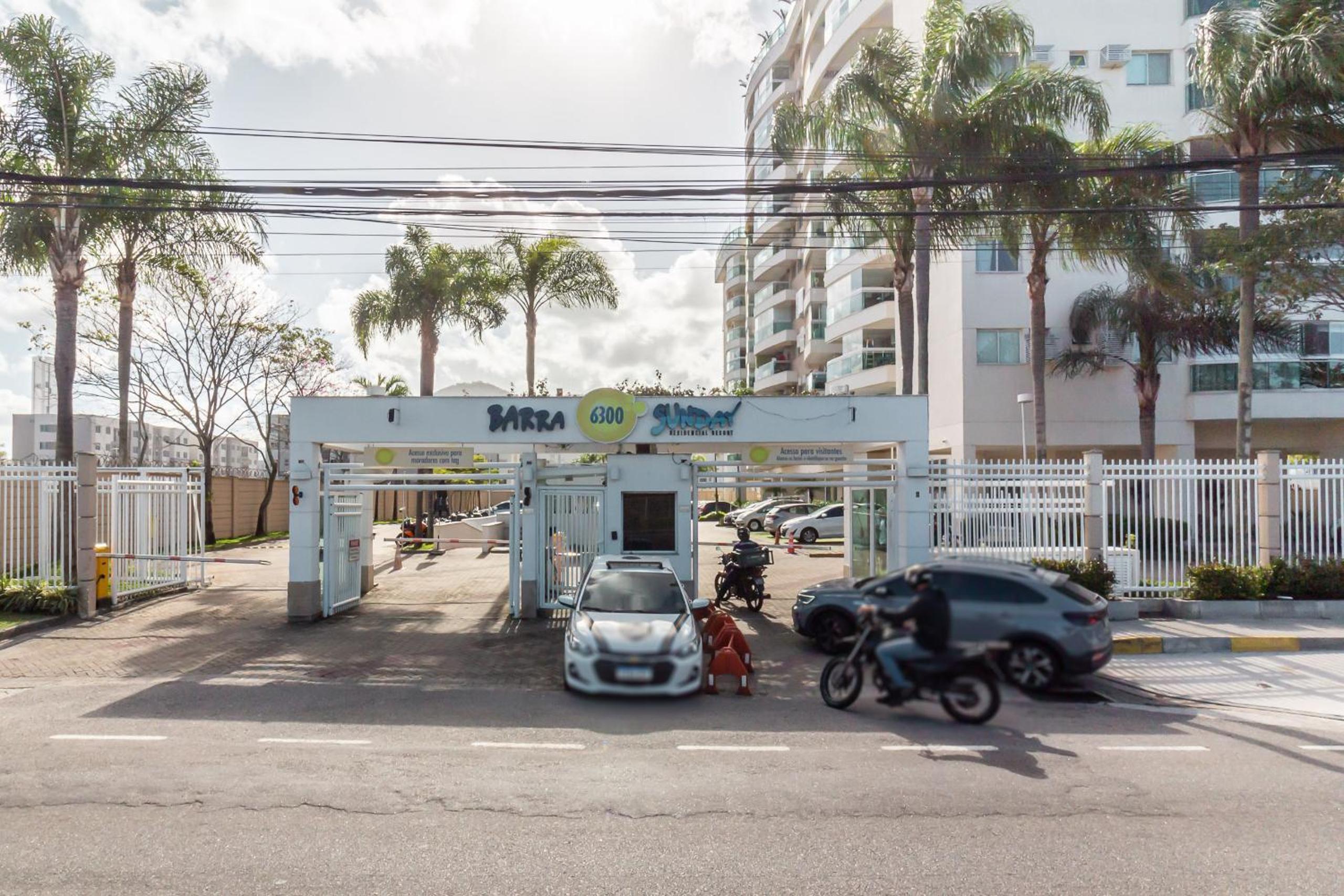 Apartamento com varanda no Recreio - SA907