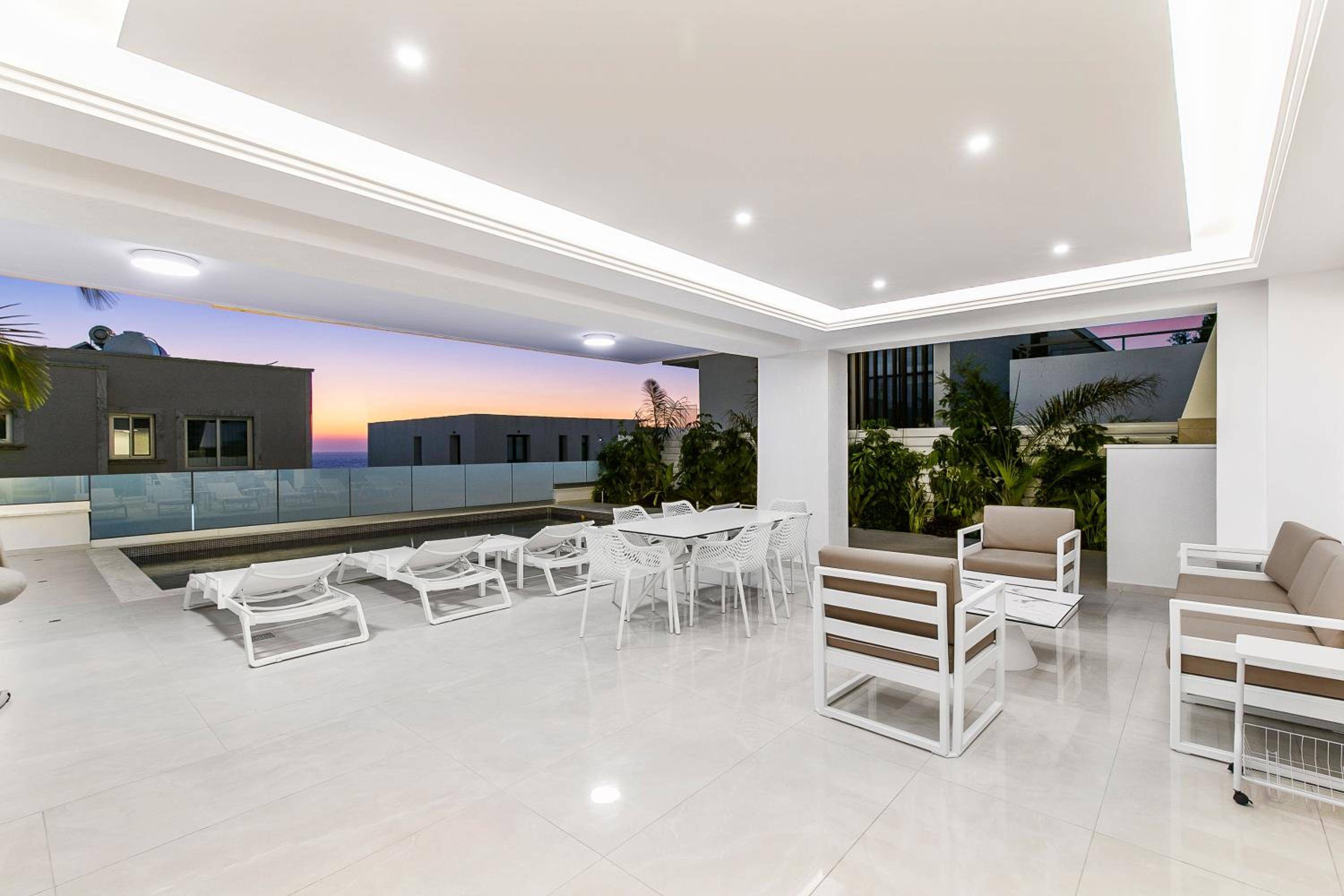 Olymp White Palace - The Ultra Luxury Beach House