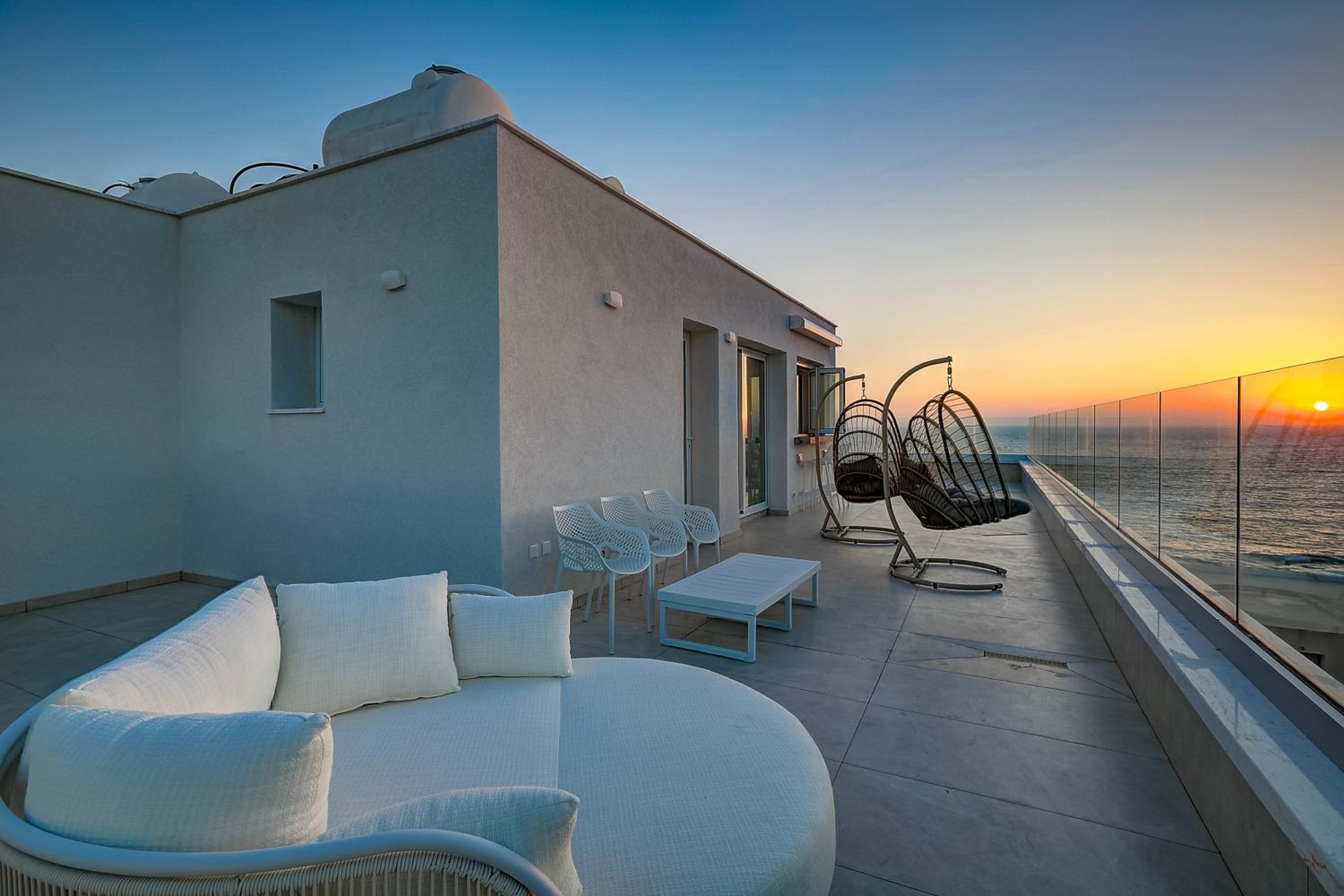 Olymp White Palace - The Ultra Luxury Beach House