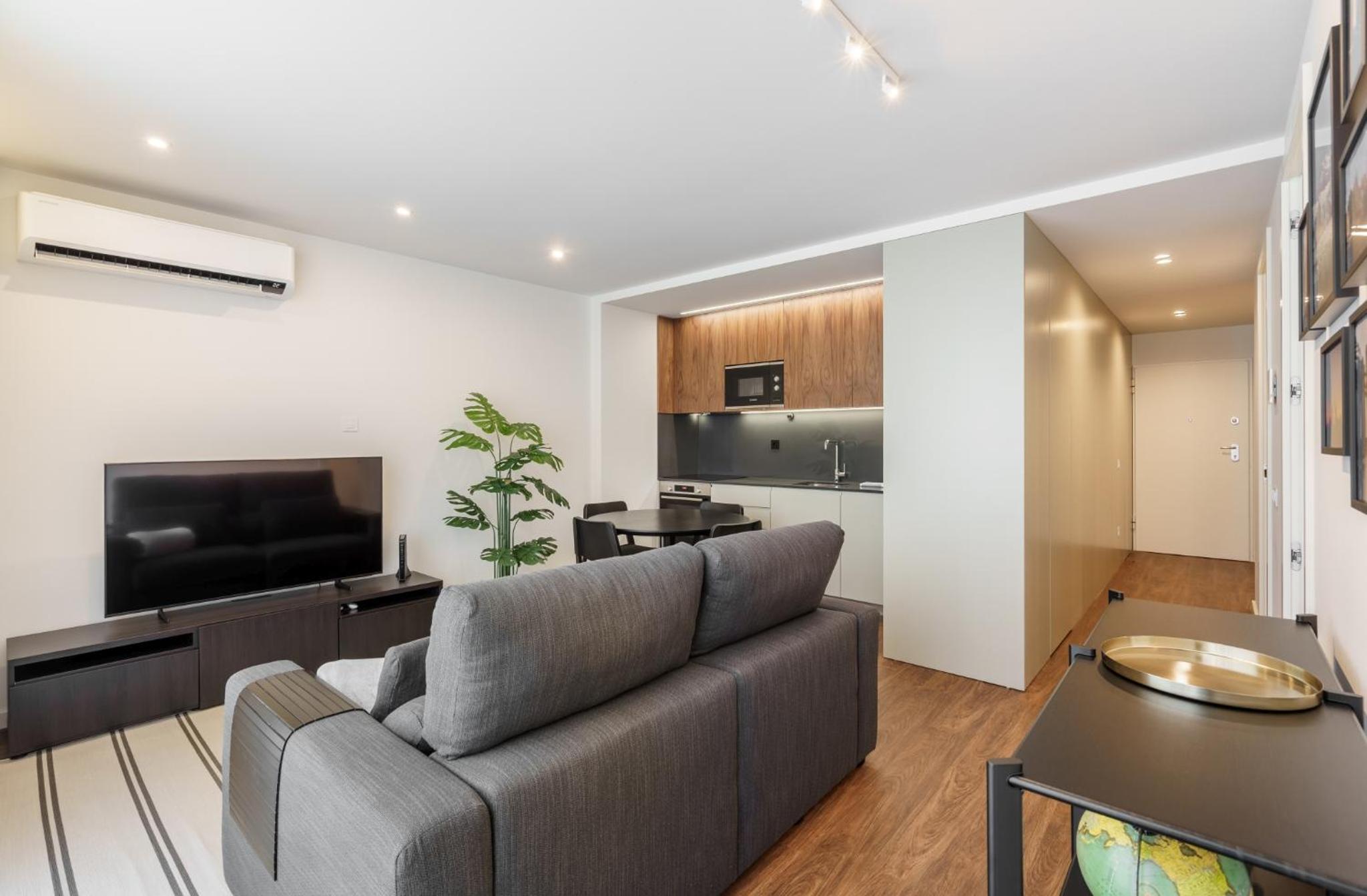 196 Andrade Corvo Apartment by Minho's Guest