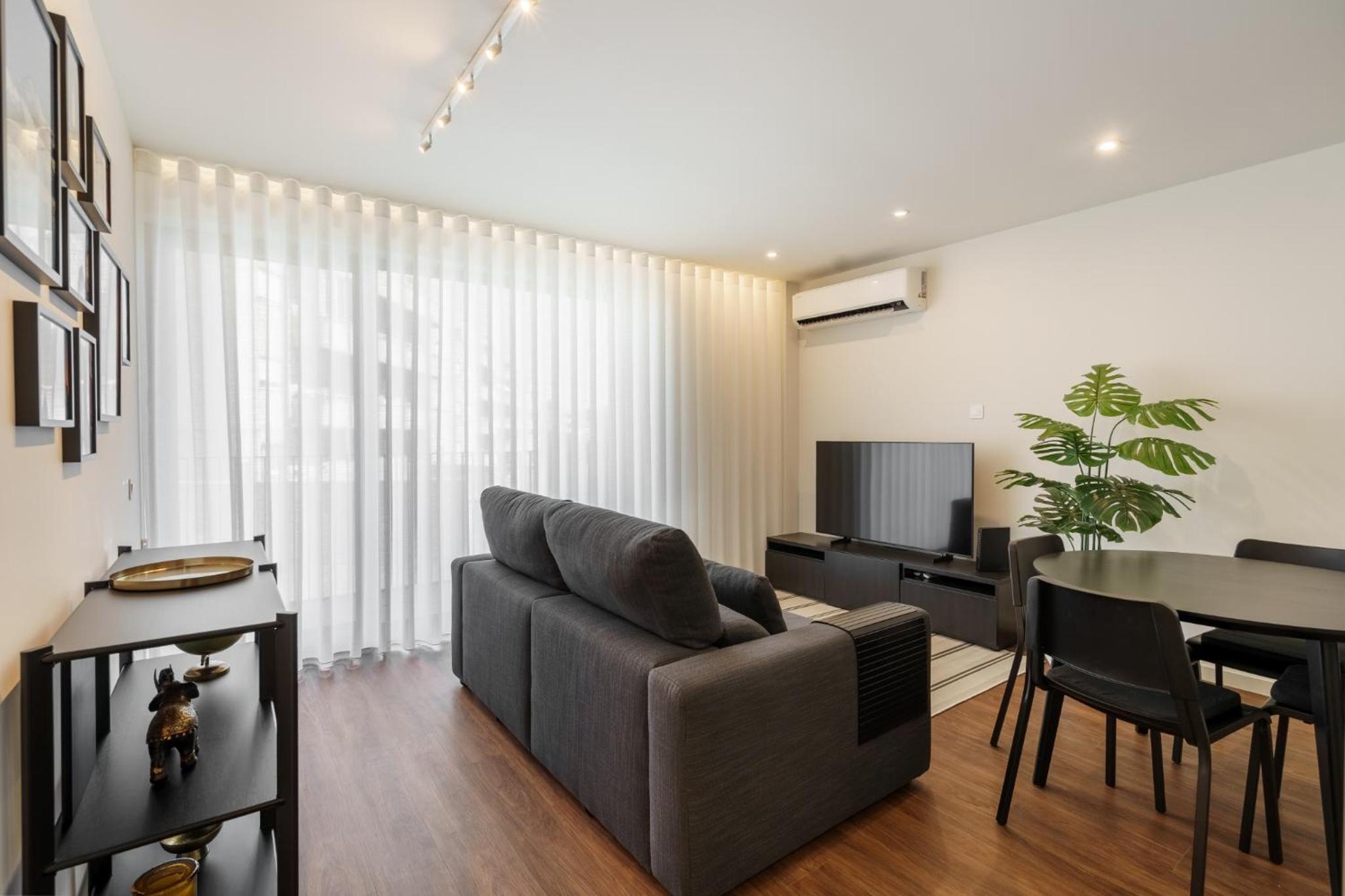 196 Andrade Corvo Apartment by Minho's Guest