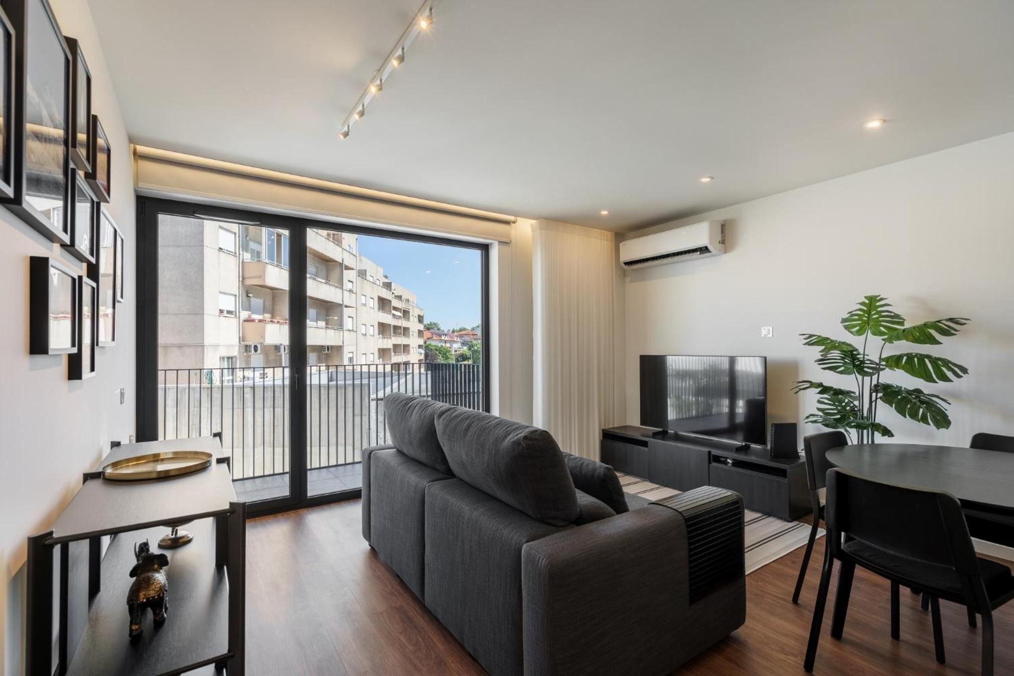 196 Andrade Corvo Apartment by Minho's Guest