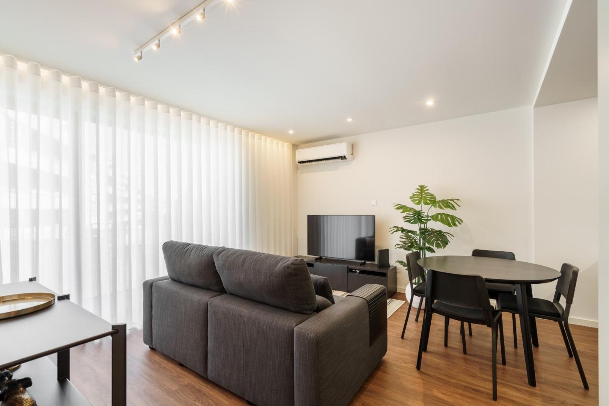 196 Andrade Corvo Apartment by Minho's Guest