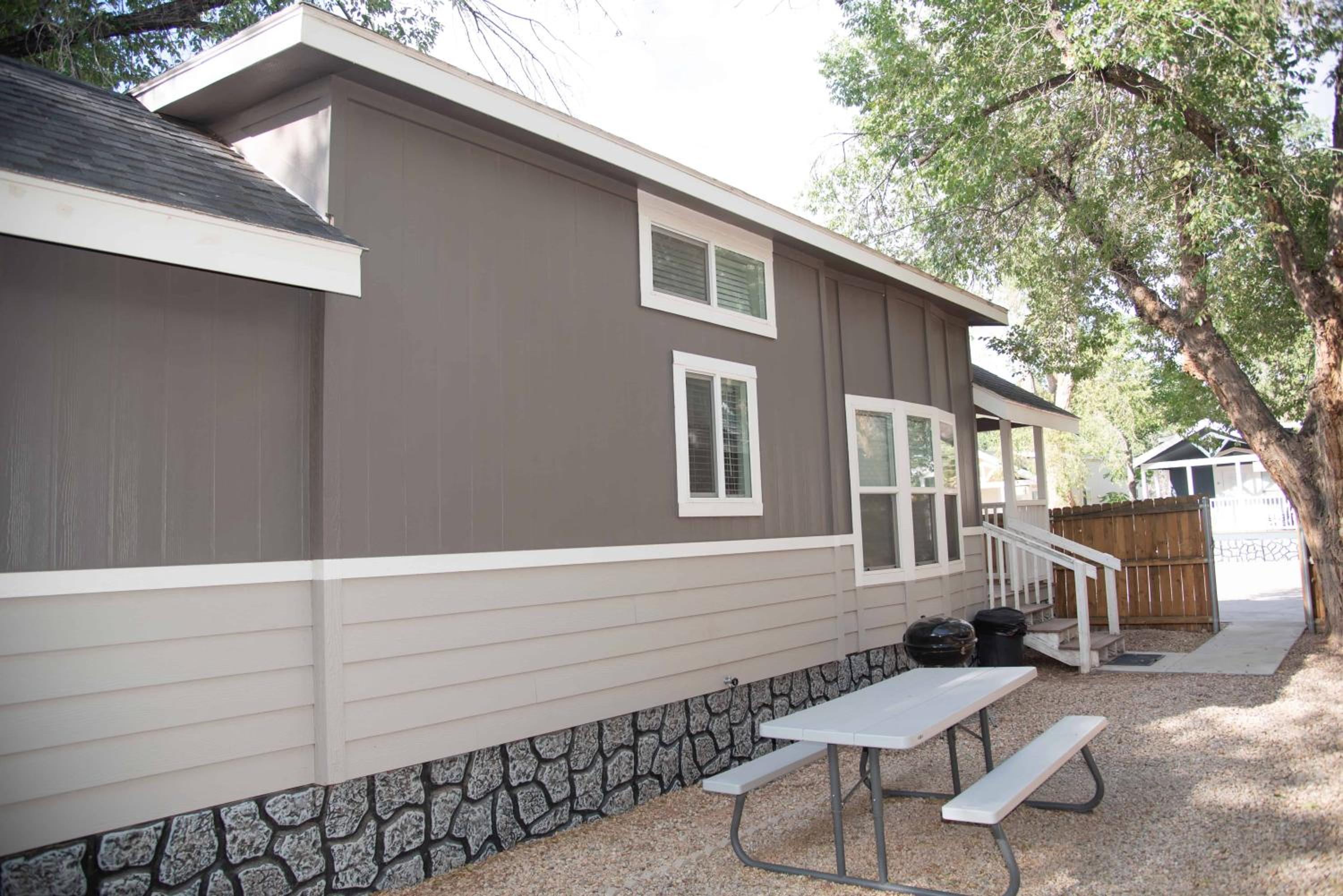 Moab Rim Cabin #16