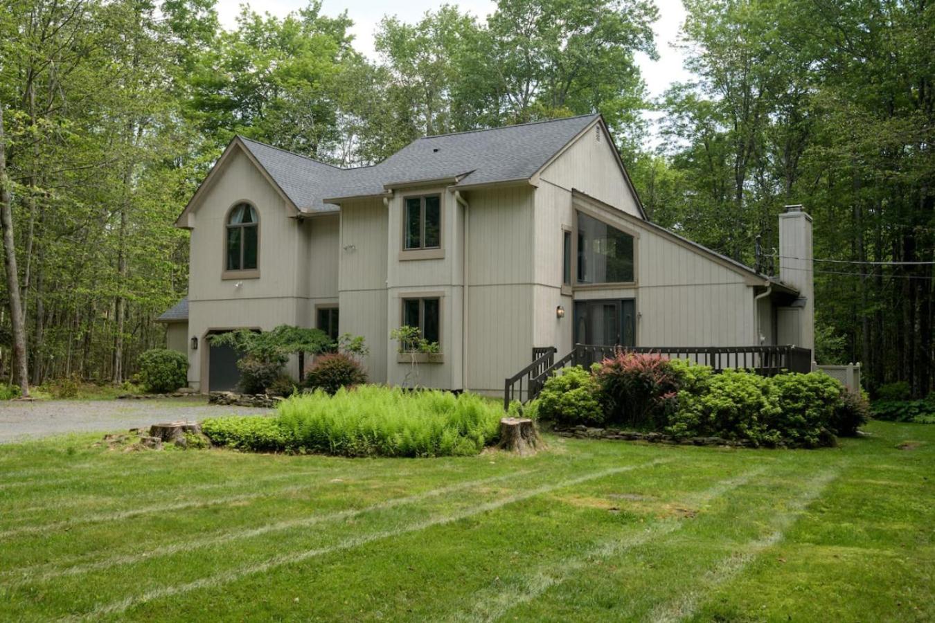 Pocono Escape Style and Serenity