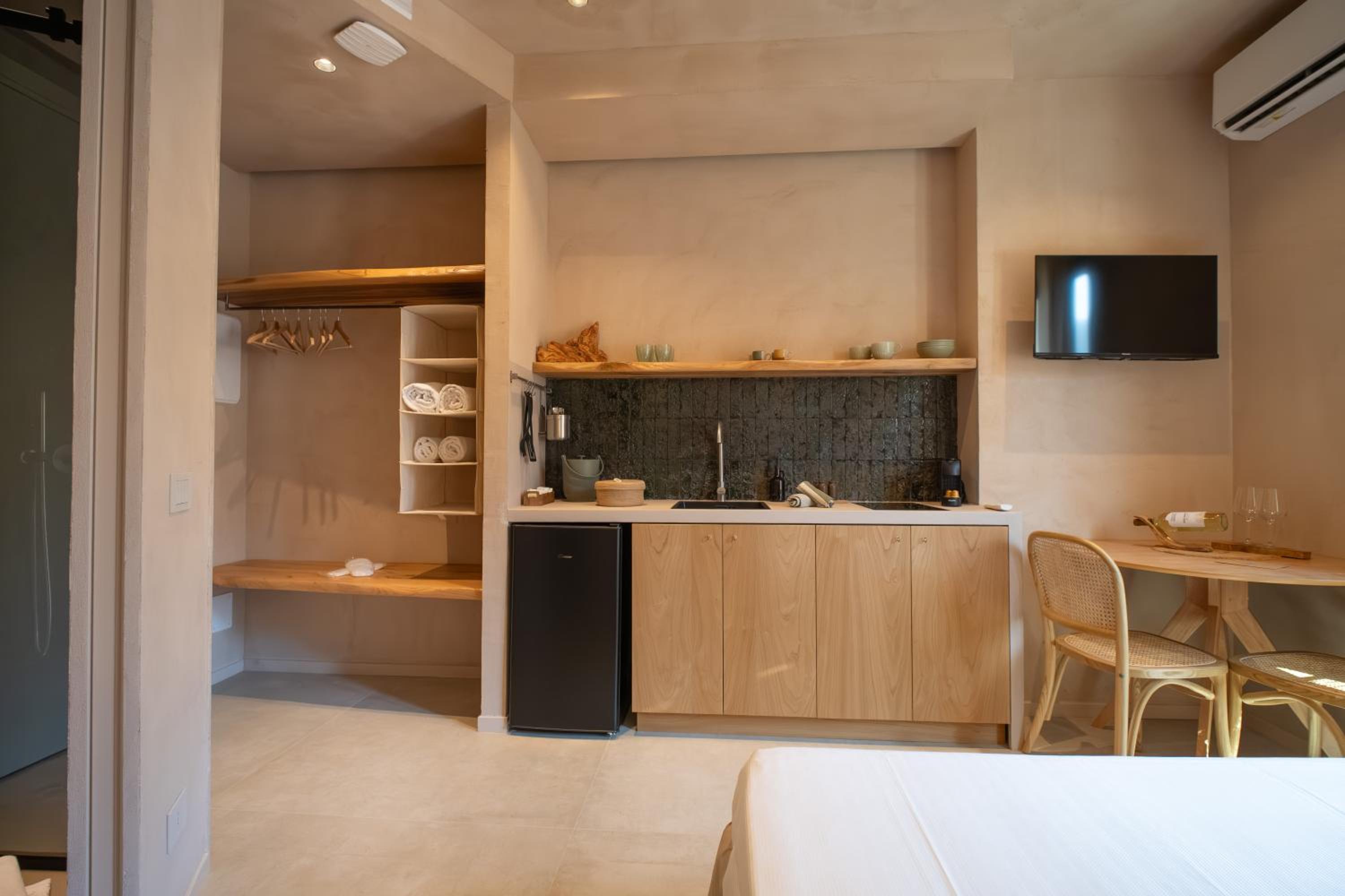 Essenza Boutique Apartments