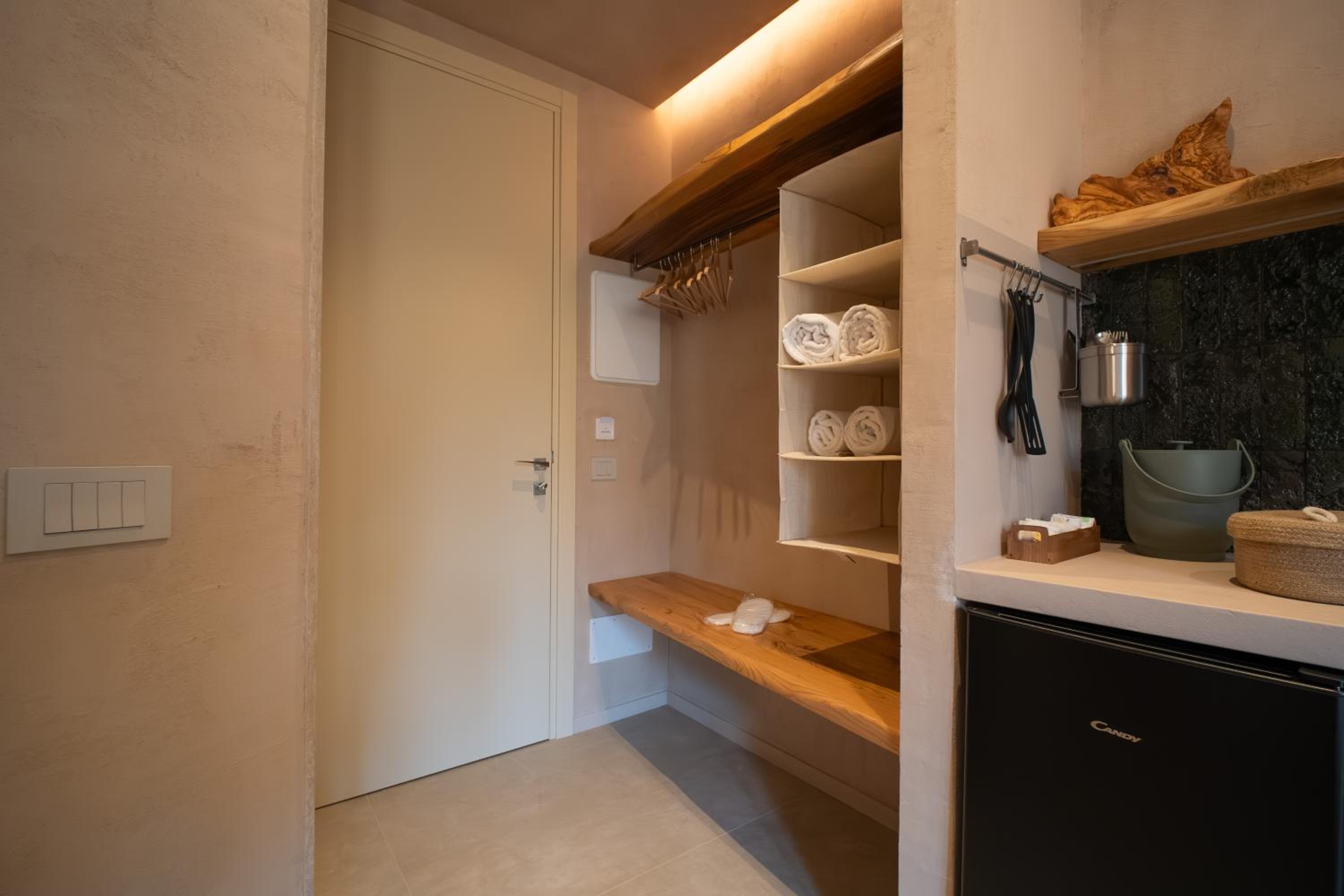Essenza Boutique Apartments
