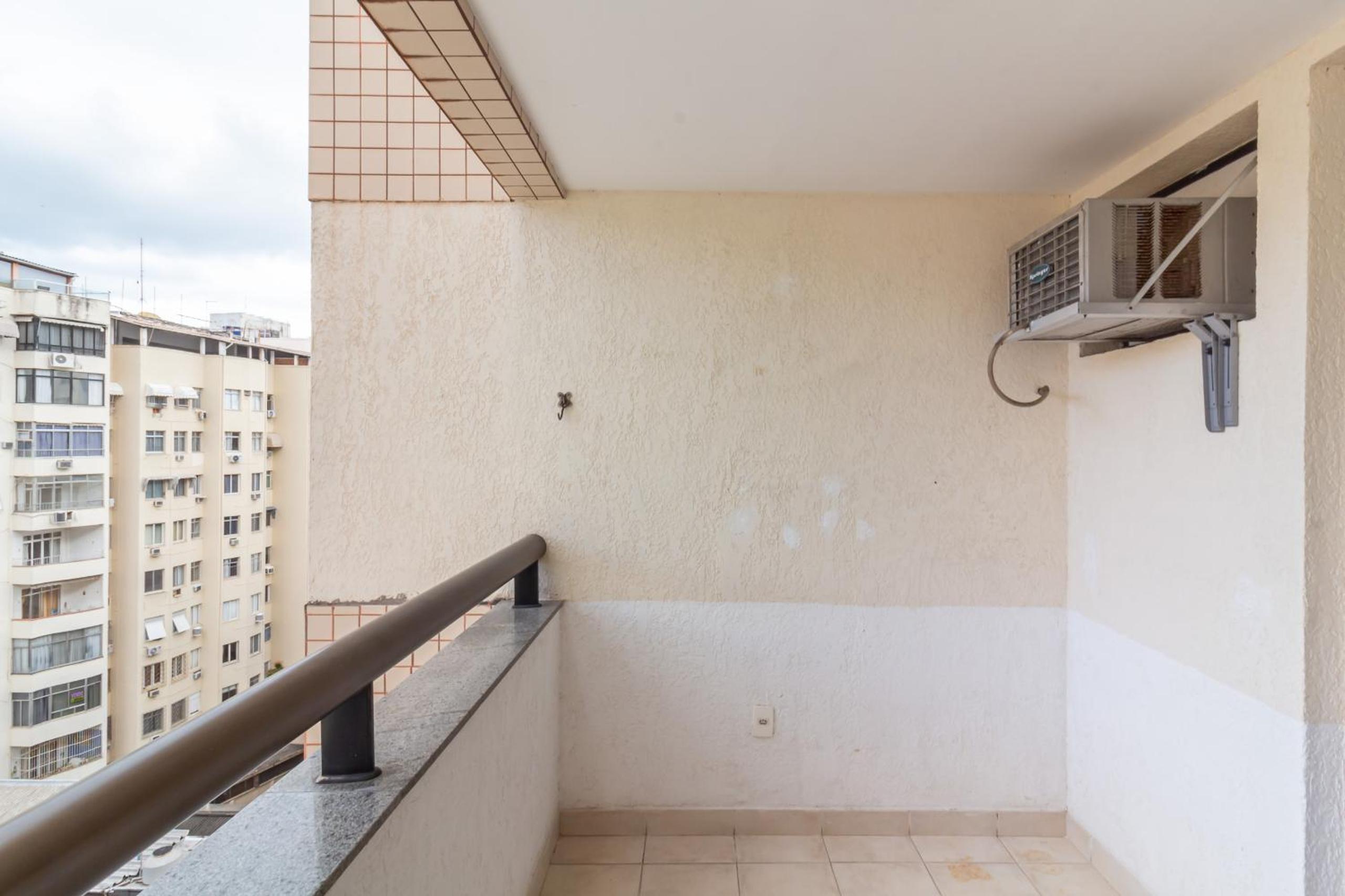 12 minutos da praia de Copacabana - PL708