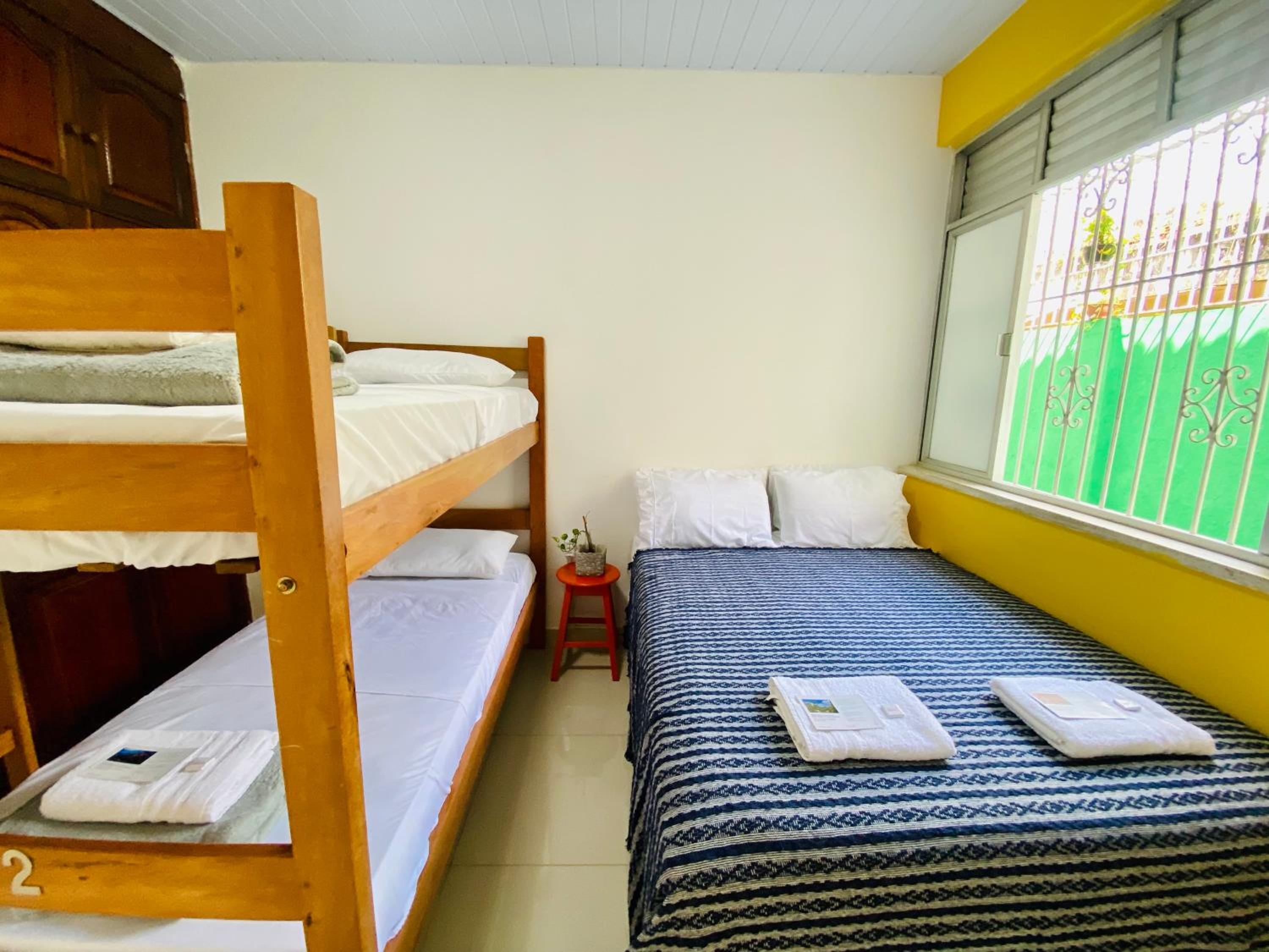 Casa Miriti Hostel - a 200m da Basílica de Nazaré