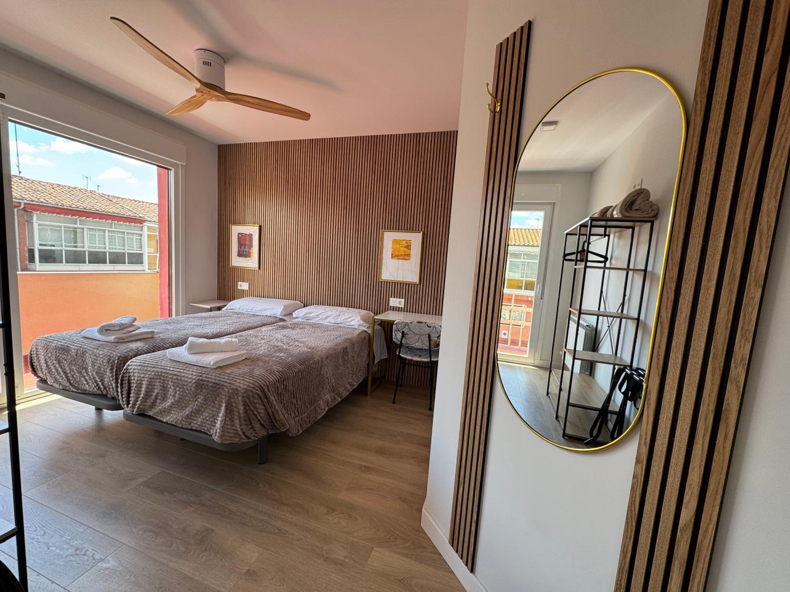 Oak Home - Oakplaces
