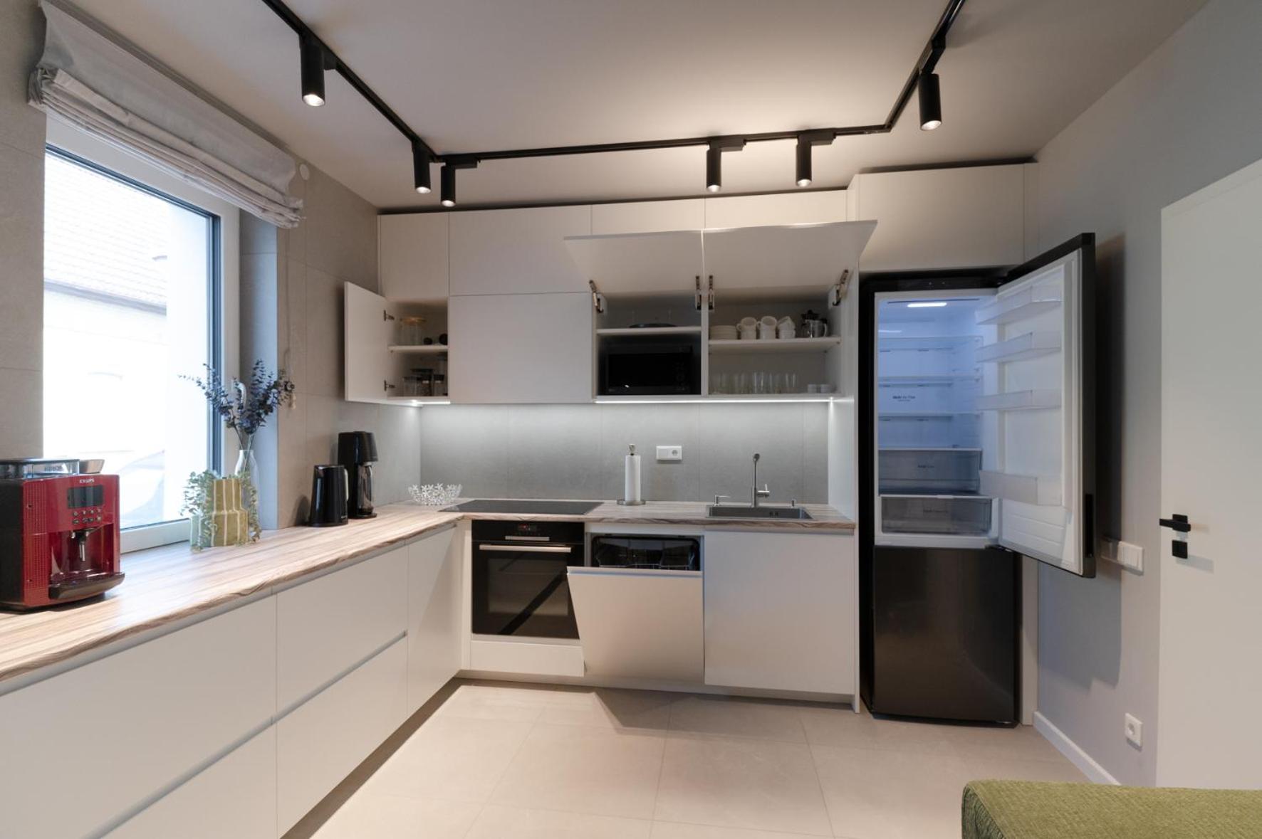 HOUSE 756 MAINZ - DESIGN-FERIENHAUS, 4 Schlafzimmer, 3 Bäder, SAUNA & Kamin