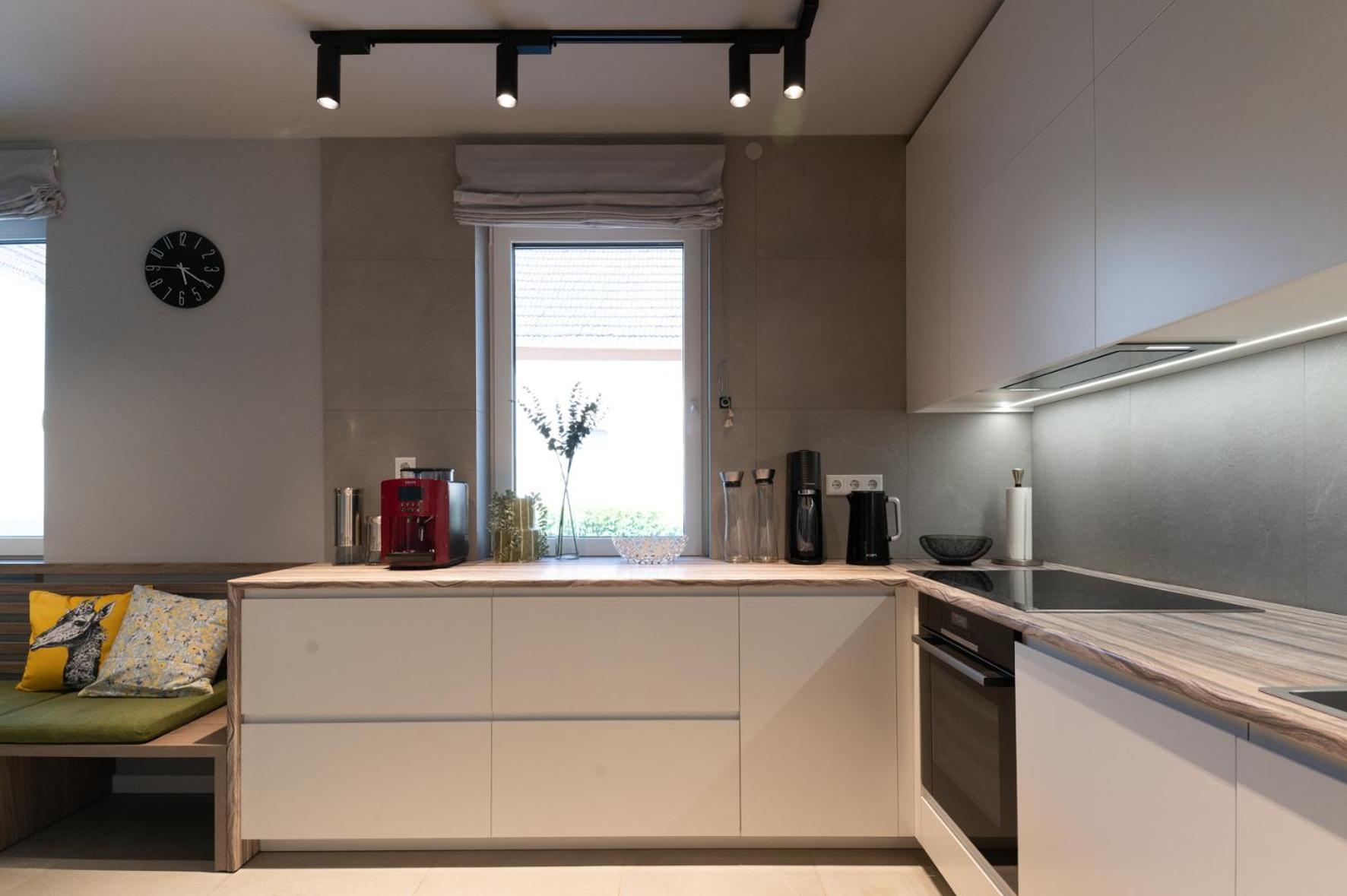 HOUSE 756 MAINZ - DESIGN-FERIENHAUS, 4 Schlafzimmer, 3 Bäder, SAUNA & Kamin
