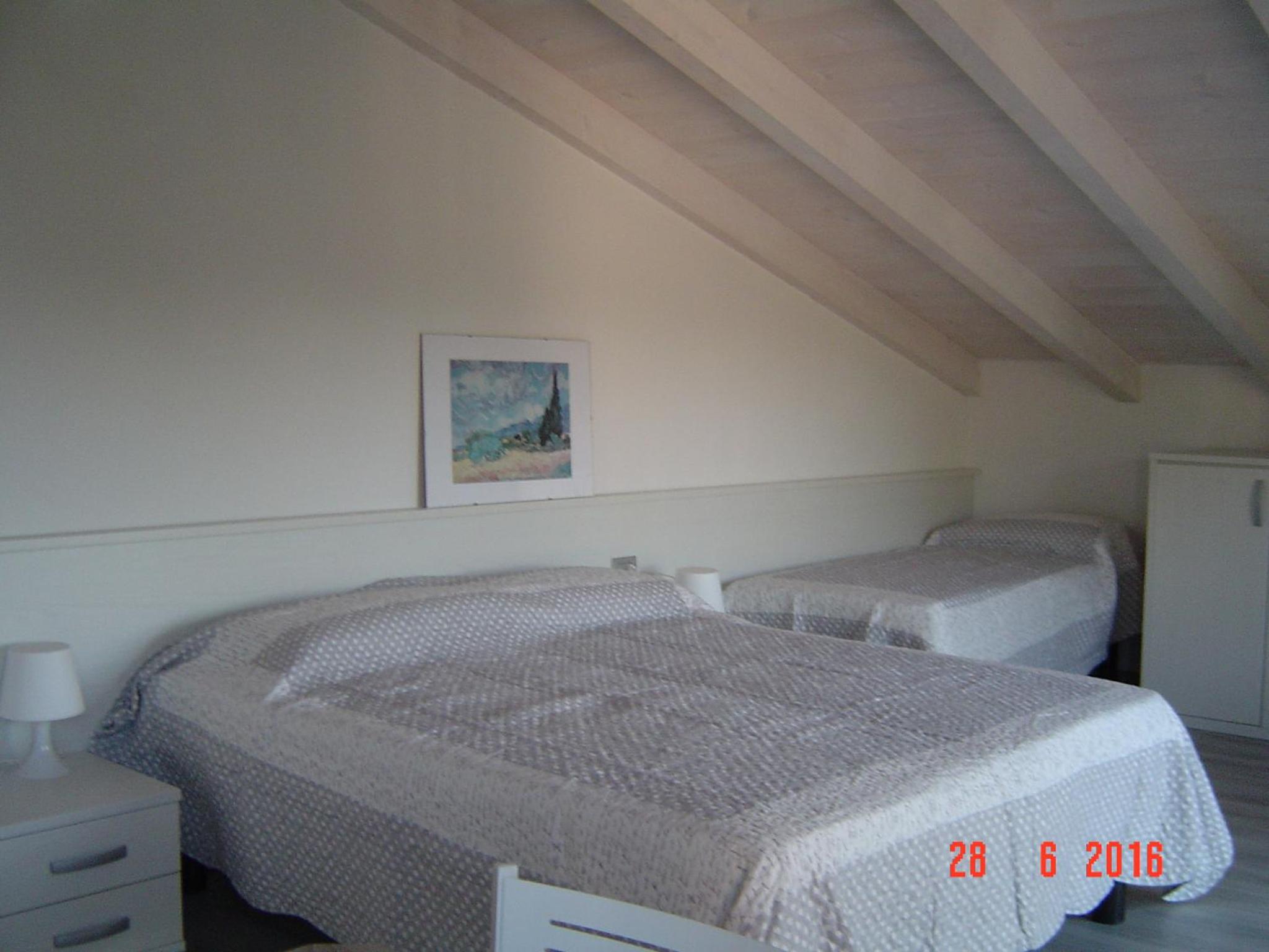 Photo 36