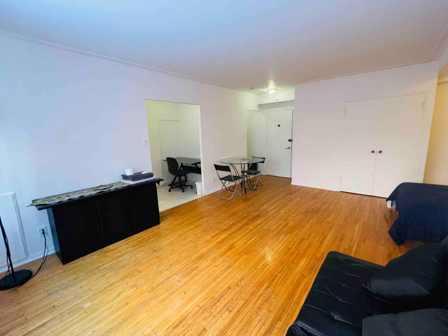 Modern City Apartment Living in the Golden Square Mile
