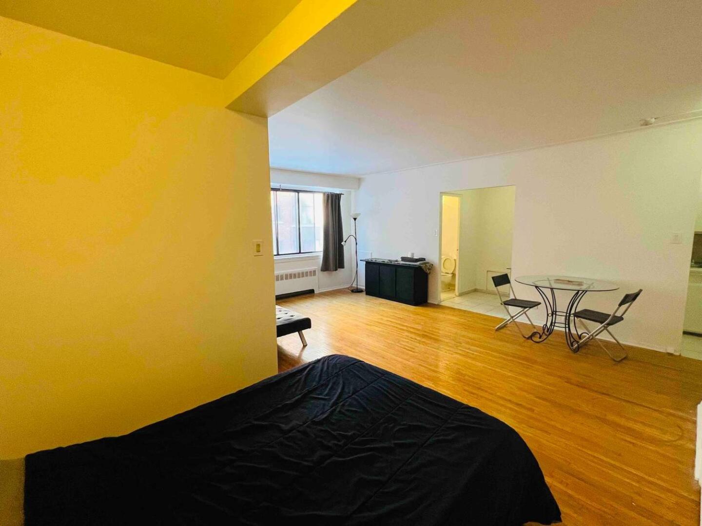 Modern City Apartment Living in the Golden Square Mile