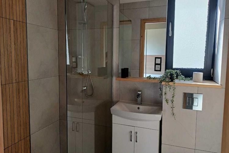 New, comfortable holiday home by the sea
