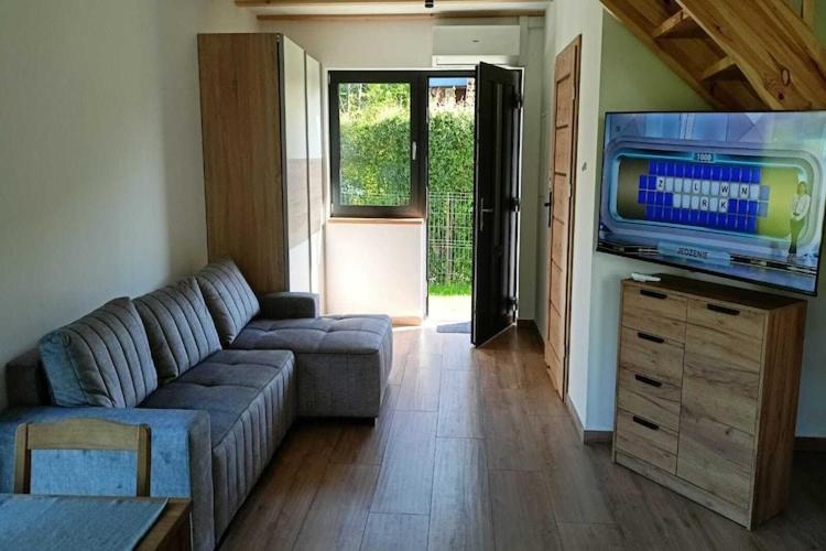 New, comfortable holiday home by the sea