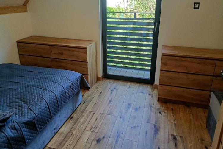 New, comfortable holiday home by the sea