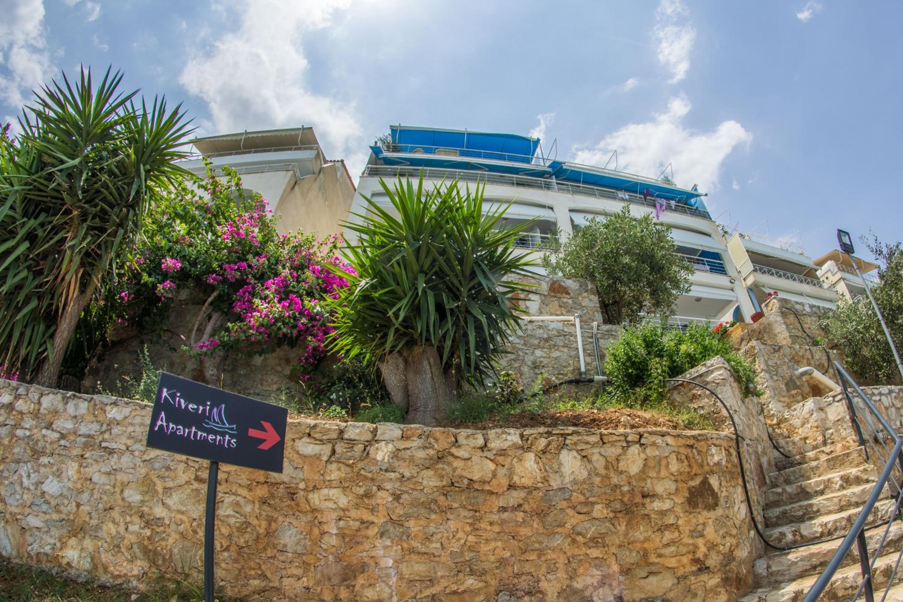 Kiveri Apartments