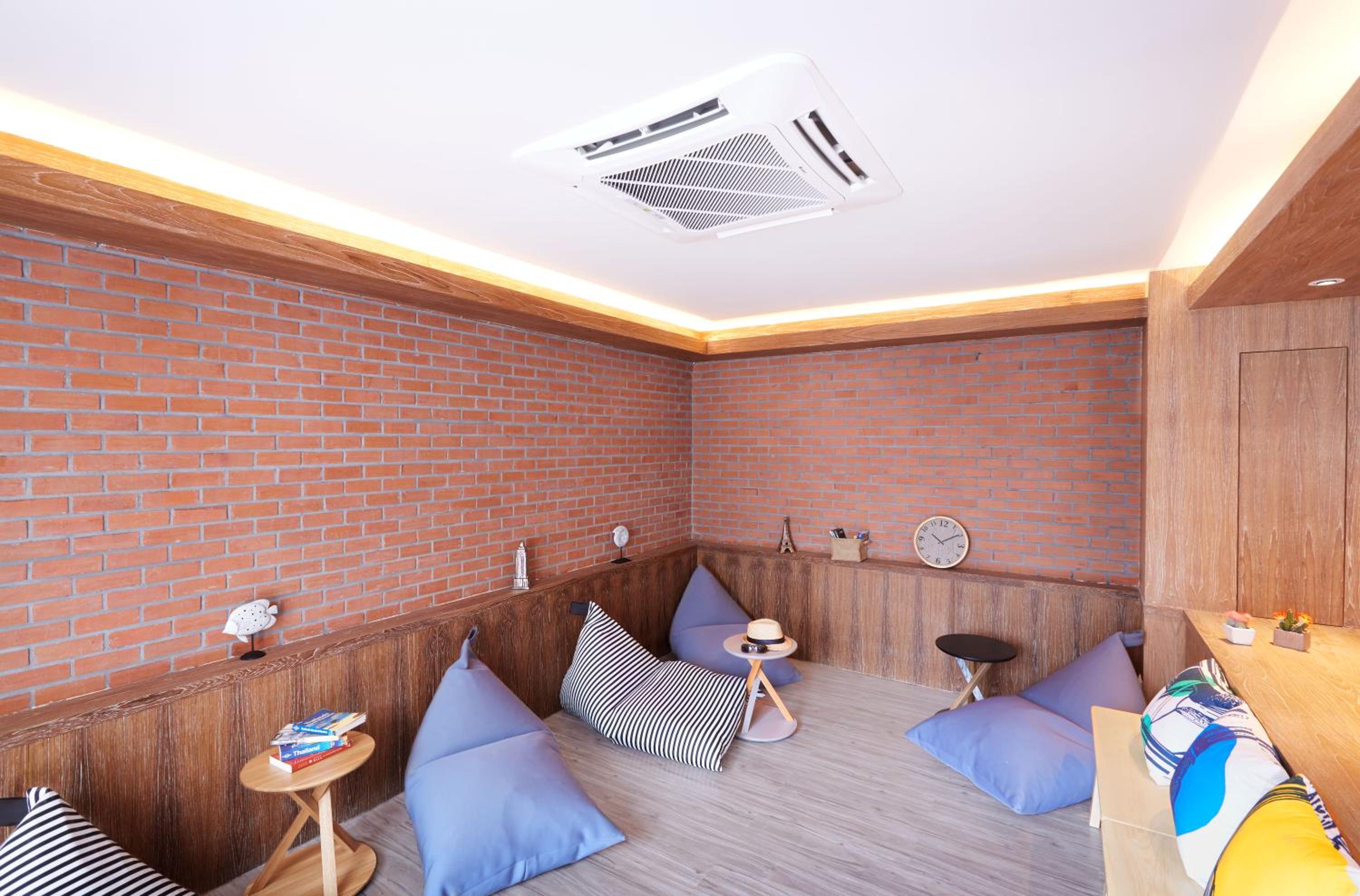 Lub d Phuket Patong - Near Patong Beach & Vibrant Social Vibe