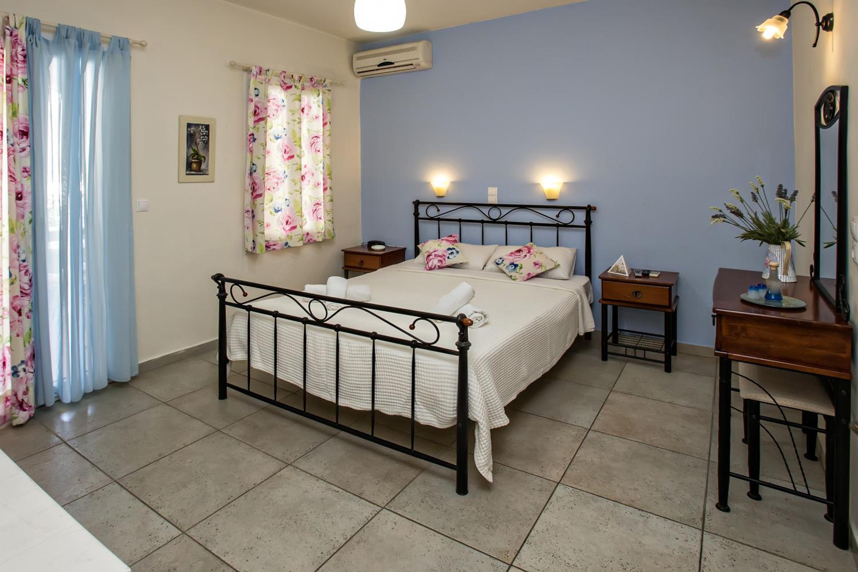 Tiniotissa Studios