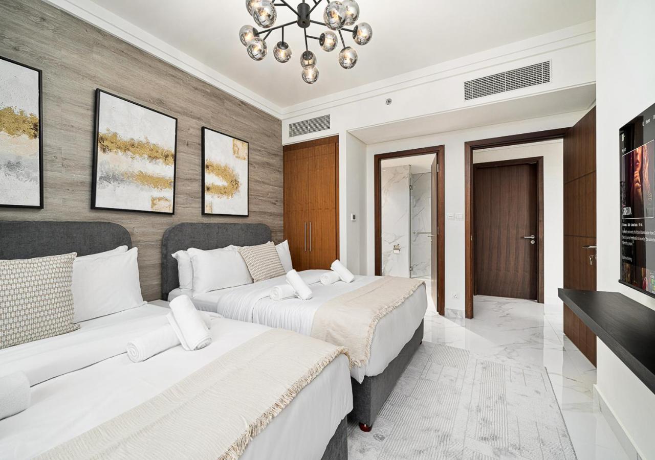 Royal Vista - Luxury 4BR Apartment at Boulevard Point - Downtown