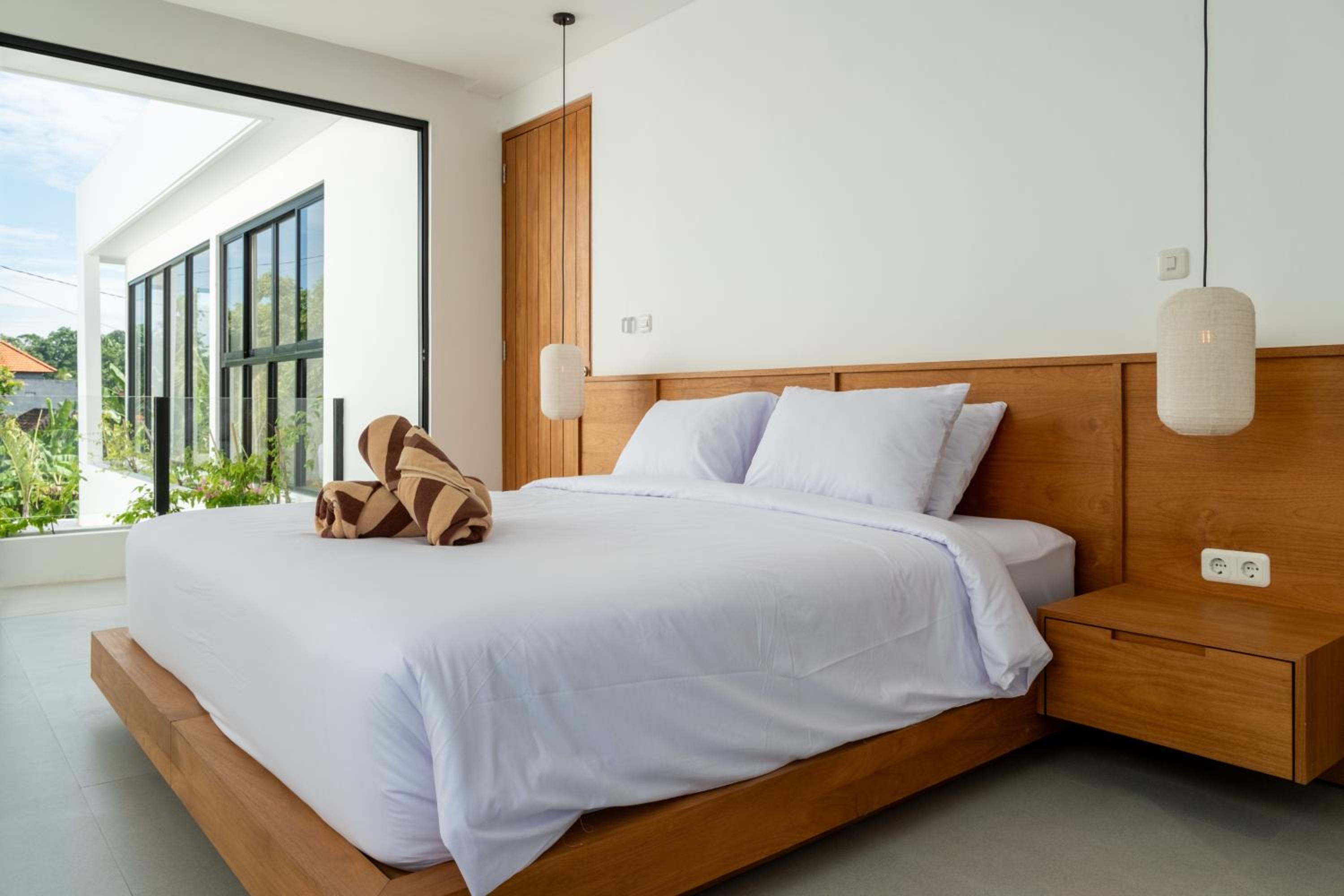NEW! Kaya Kedungu - 3BR Villa in Kedungu