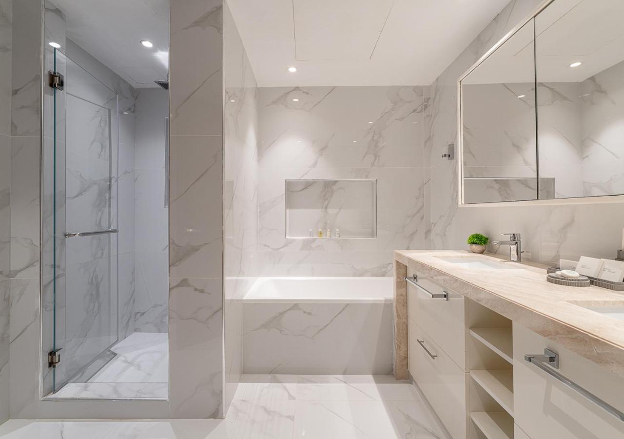 Royal Vista - Luxury 4BR Apartment at Boulevard Point - Downtown