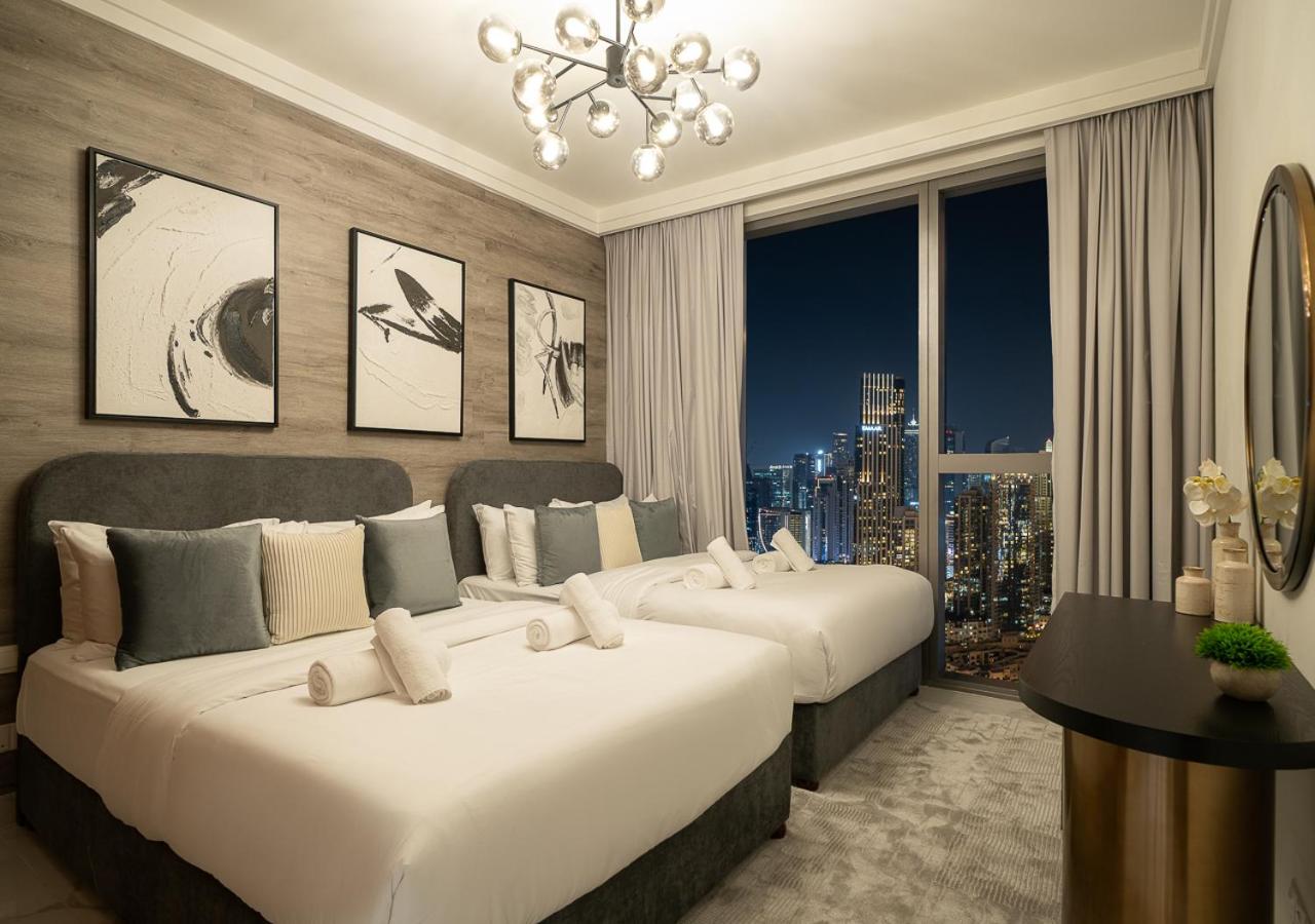 Royal Vista - Luxury 4BR Apartment at Boulevard Point - Downtown