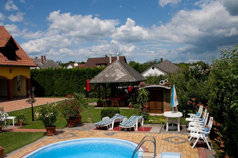 Holp Vendégház Panzió