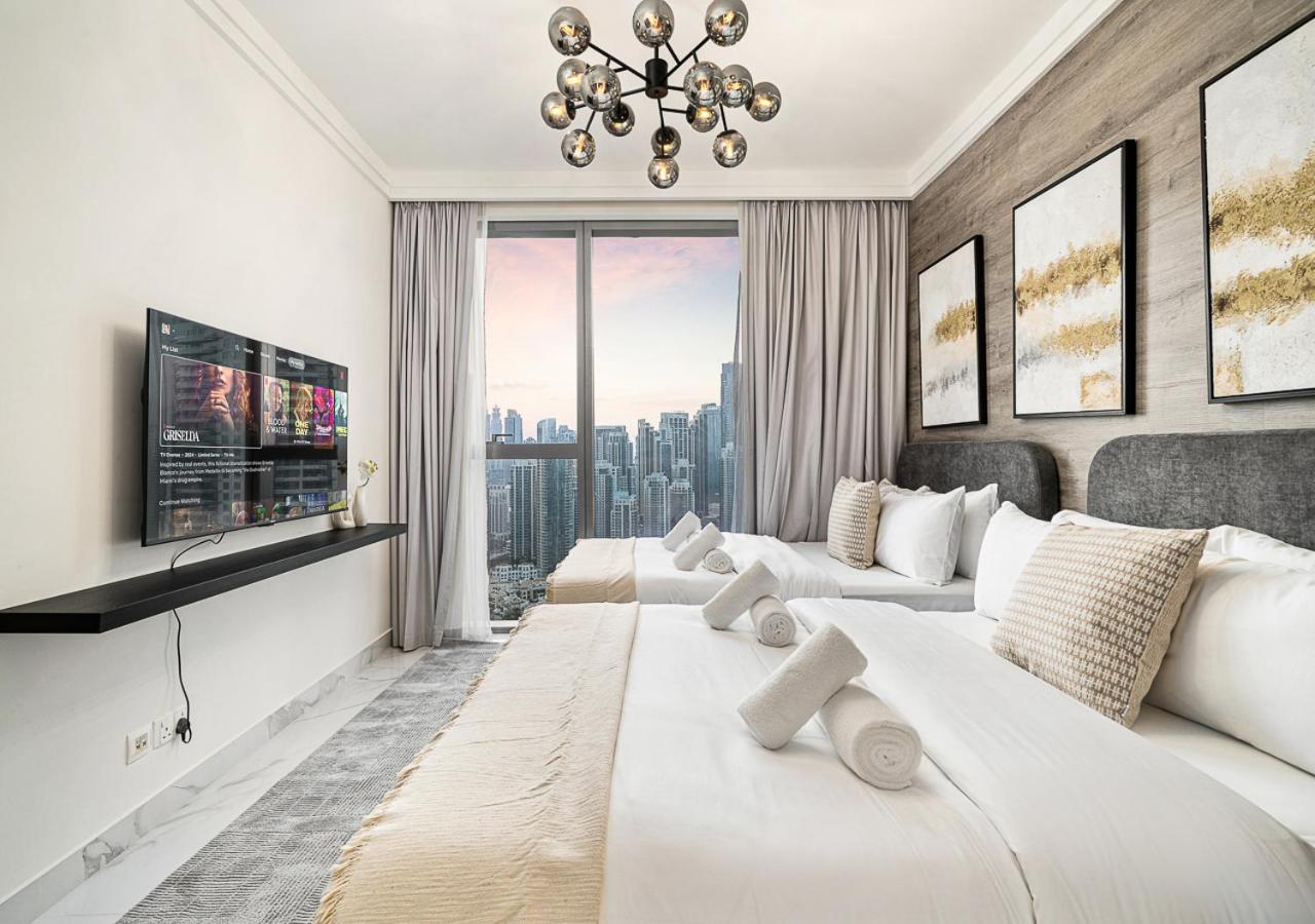 Royal Vista - Luxury 4BR Apartment at Boulevard Point - Downtown