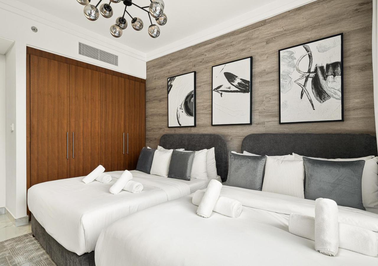 Royal Vista - Luxury 4BR Apartment at Boulevard Point - Downtown